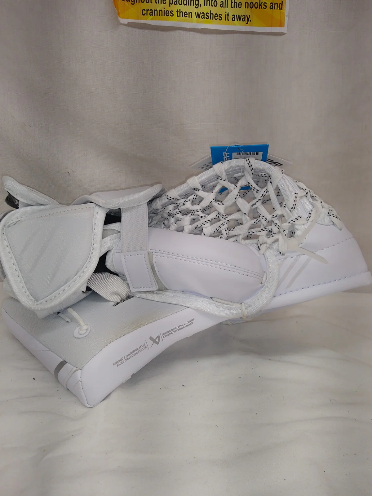 New Bauer GSX Reg (Lt Hand) Sz Jr White Ice Hockey Goalie Catcher - Image 3