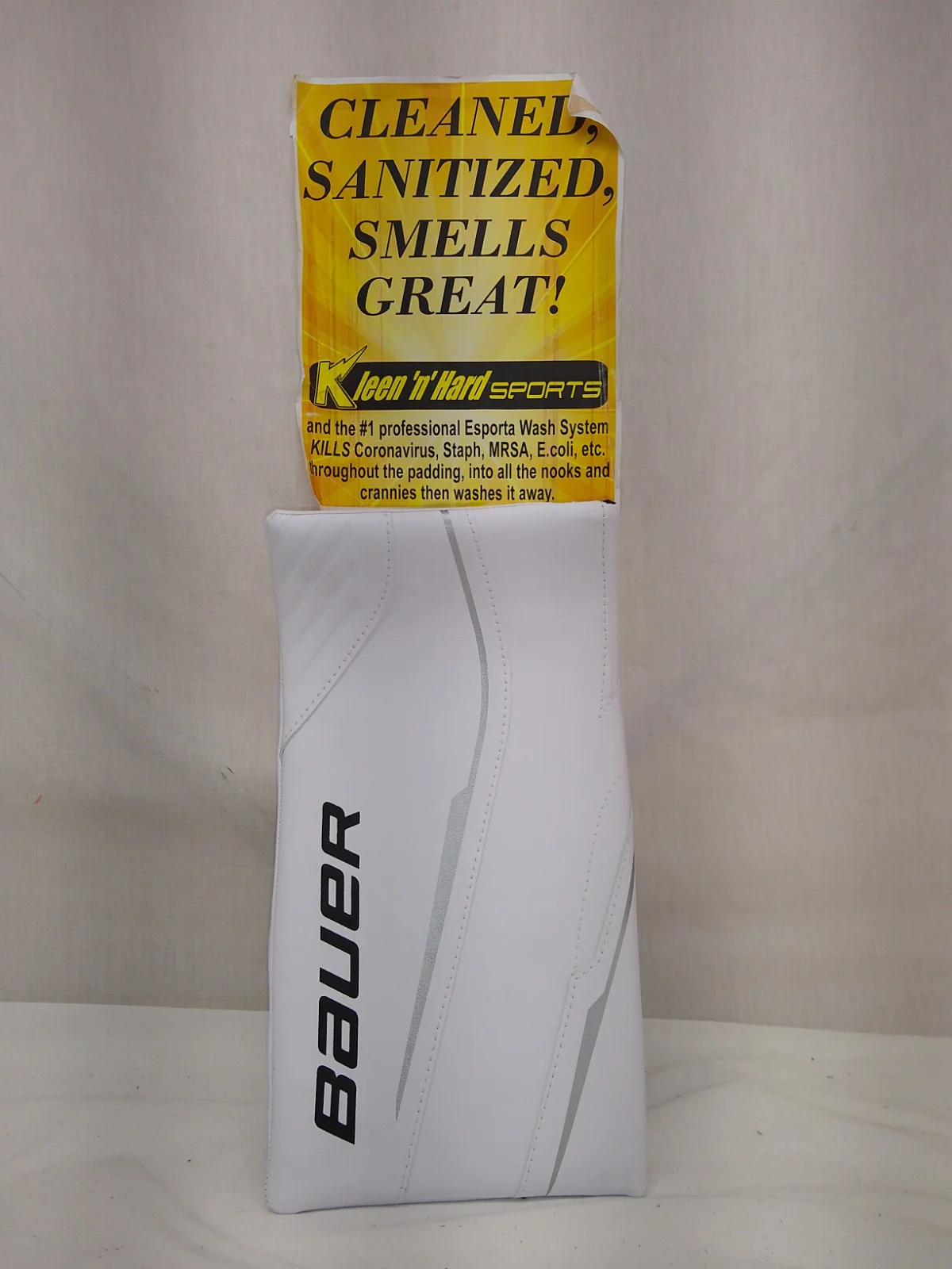 New Bauer GSX Size Jr Reg (Rt Hand) White/Silver Hockey Goalie Goalie Blocker