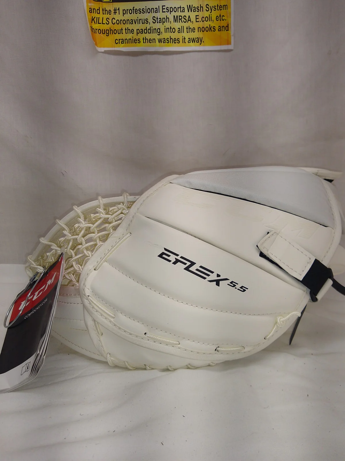 New CCM EFLEX 5.5 Reg (Lt Hand) Sz Yth White Ice Hockey Goalie Catcher - Image 2
