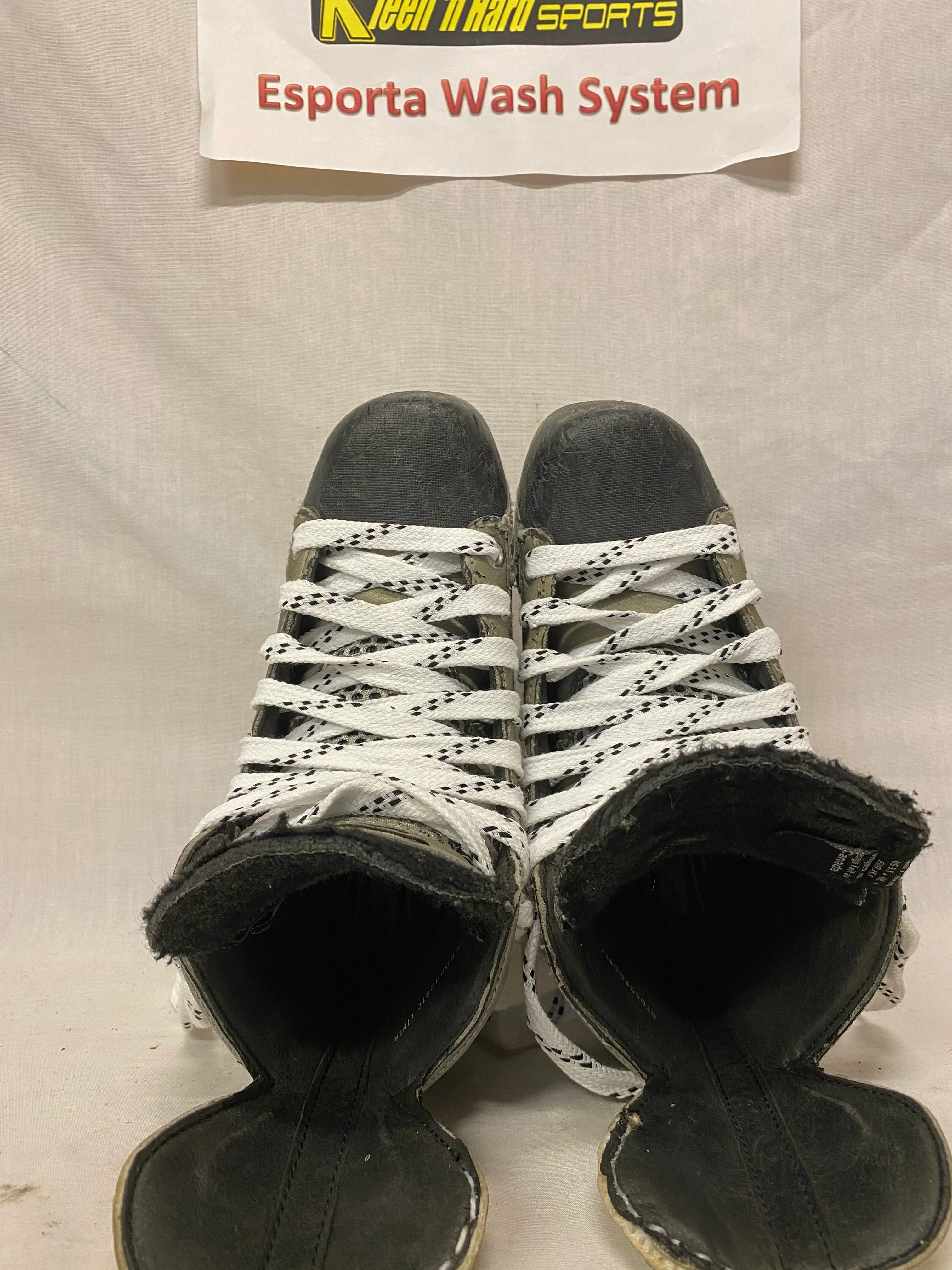 Used Nike Bauer Vapor XXXX Size 2.5 D Ice Hockey Skates - Image 8