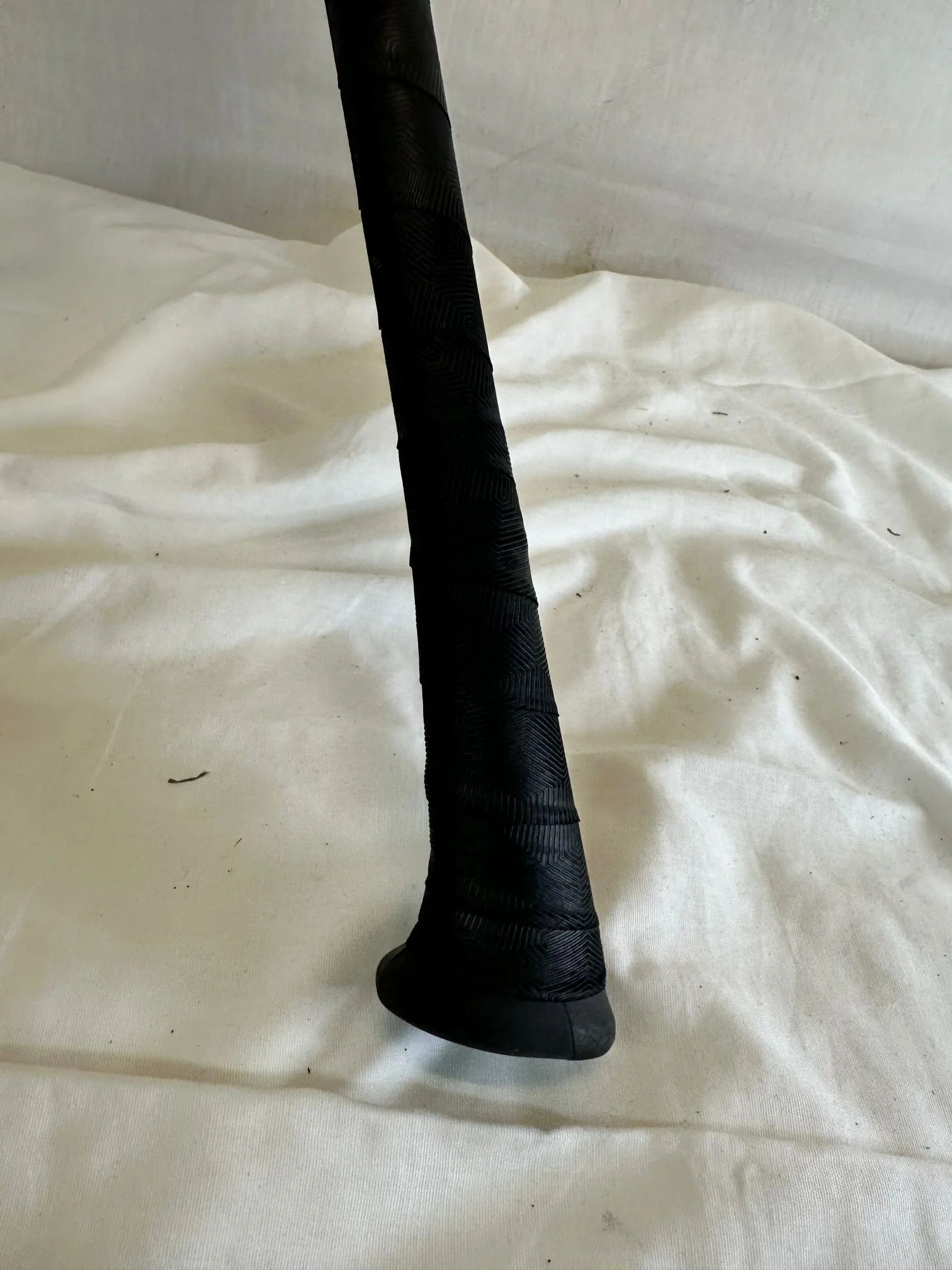 Used Axe Elite ONe Bat Length-Wgt 30" - 22 oz. (-8) Alloy USA Black/Silver Bat - Image 9