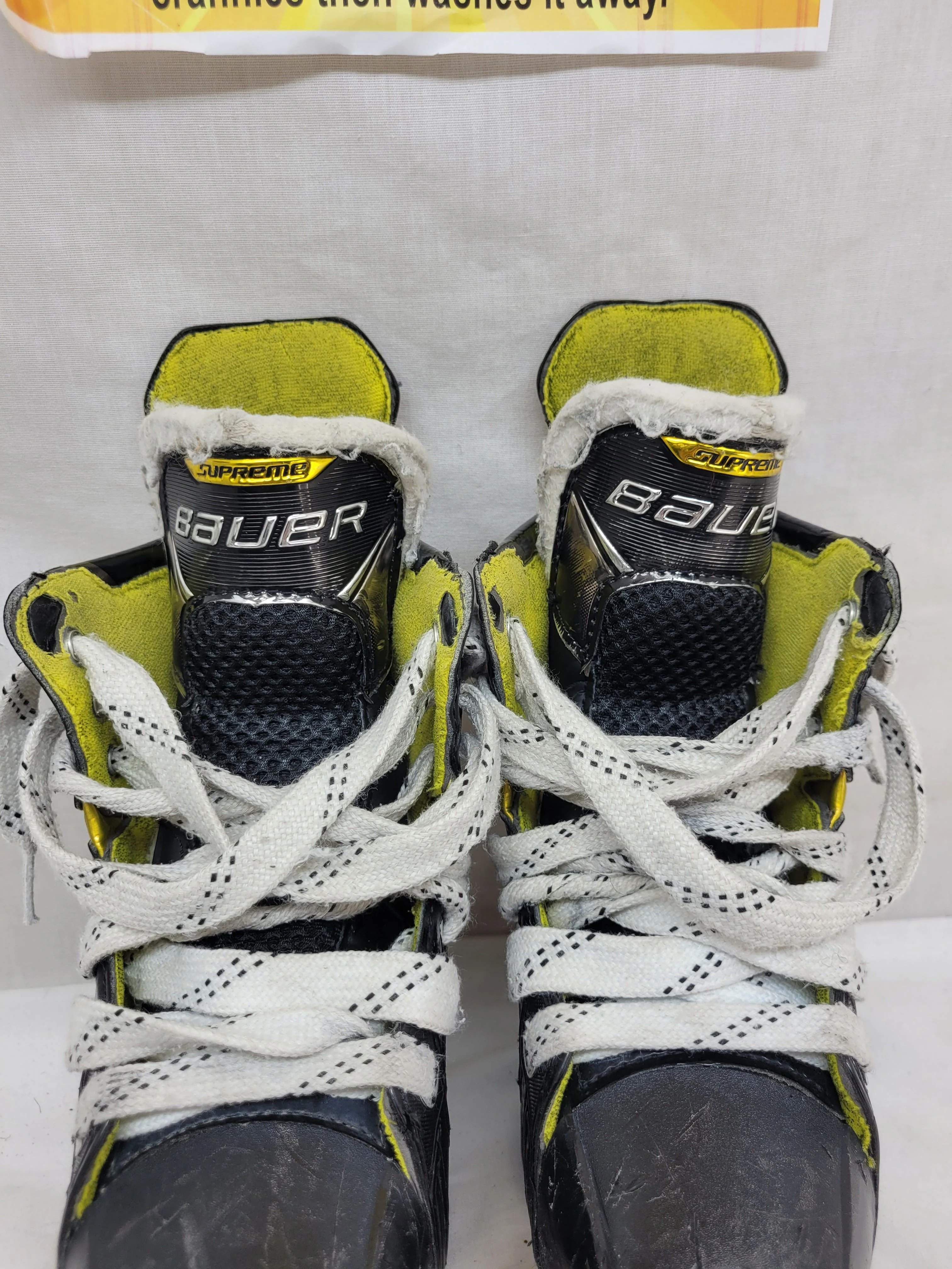 Used Bauer 3S Size 1 D Ice Hockey Skates - Image 6