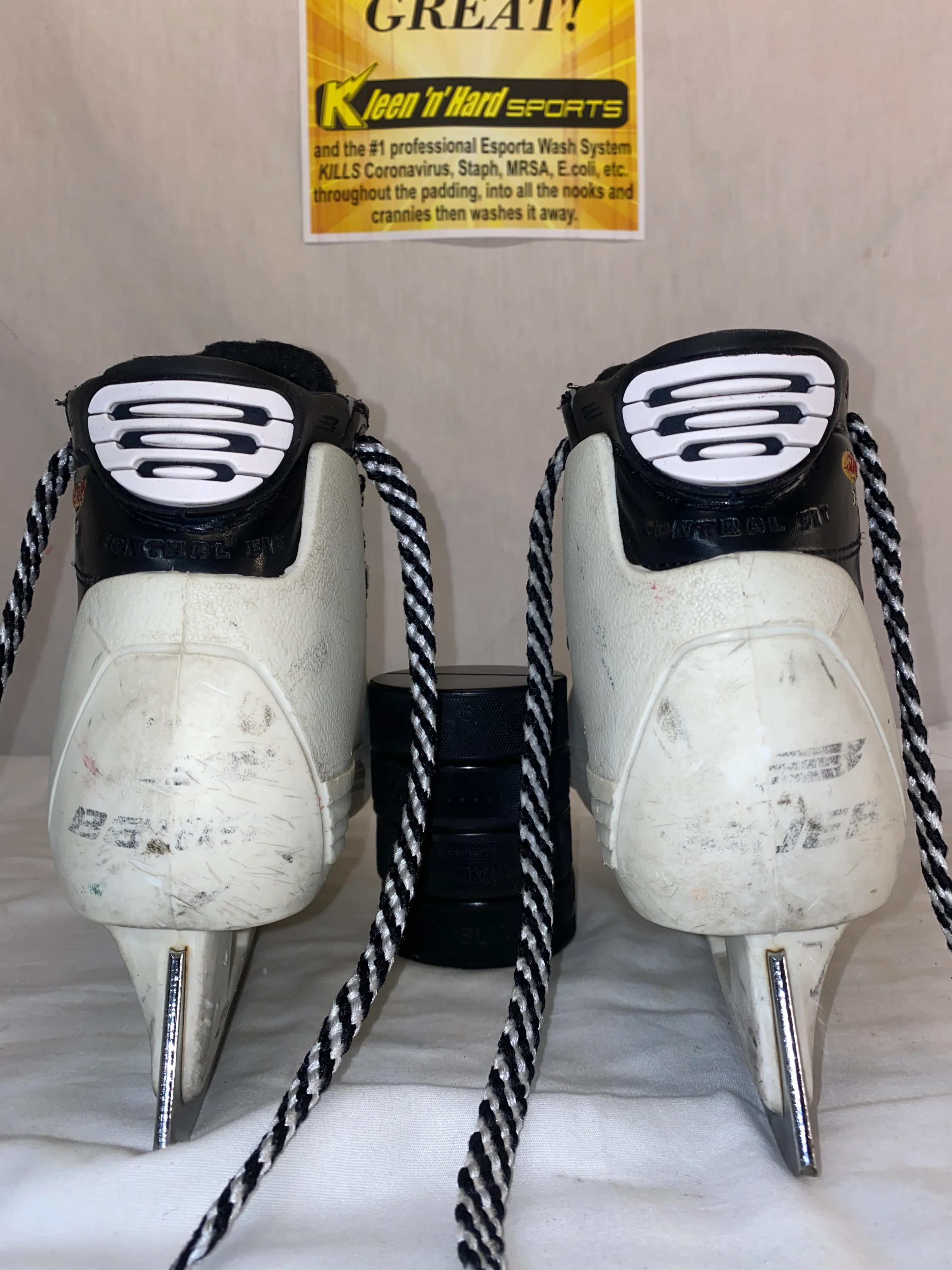 Used Bauer Supreme 3000 Size 4.5 D Ice Hockey Goalie Skates - Image 4