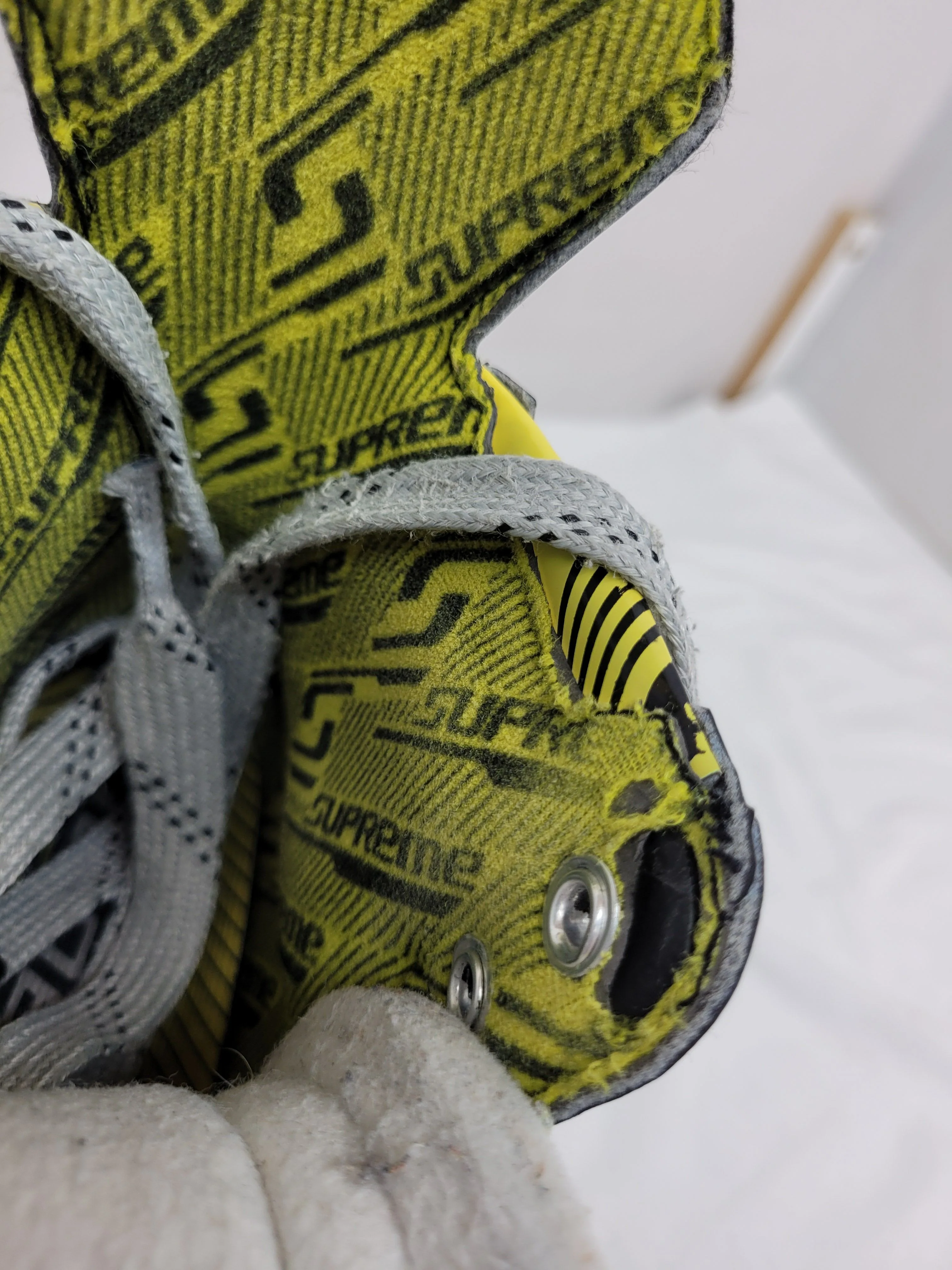 Used Bauer Supreme M4 Size 2.5 D Ice Hockey Skates - Image 9