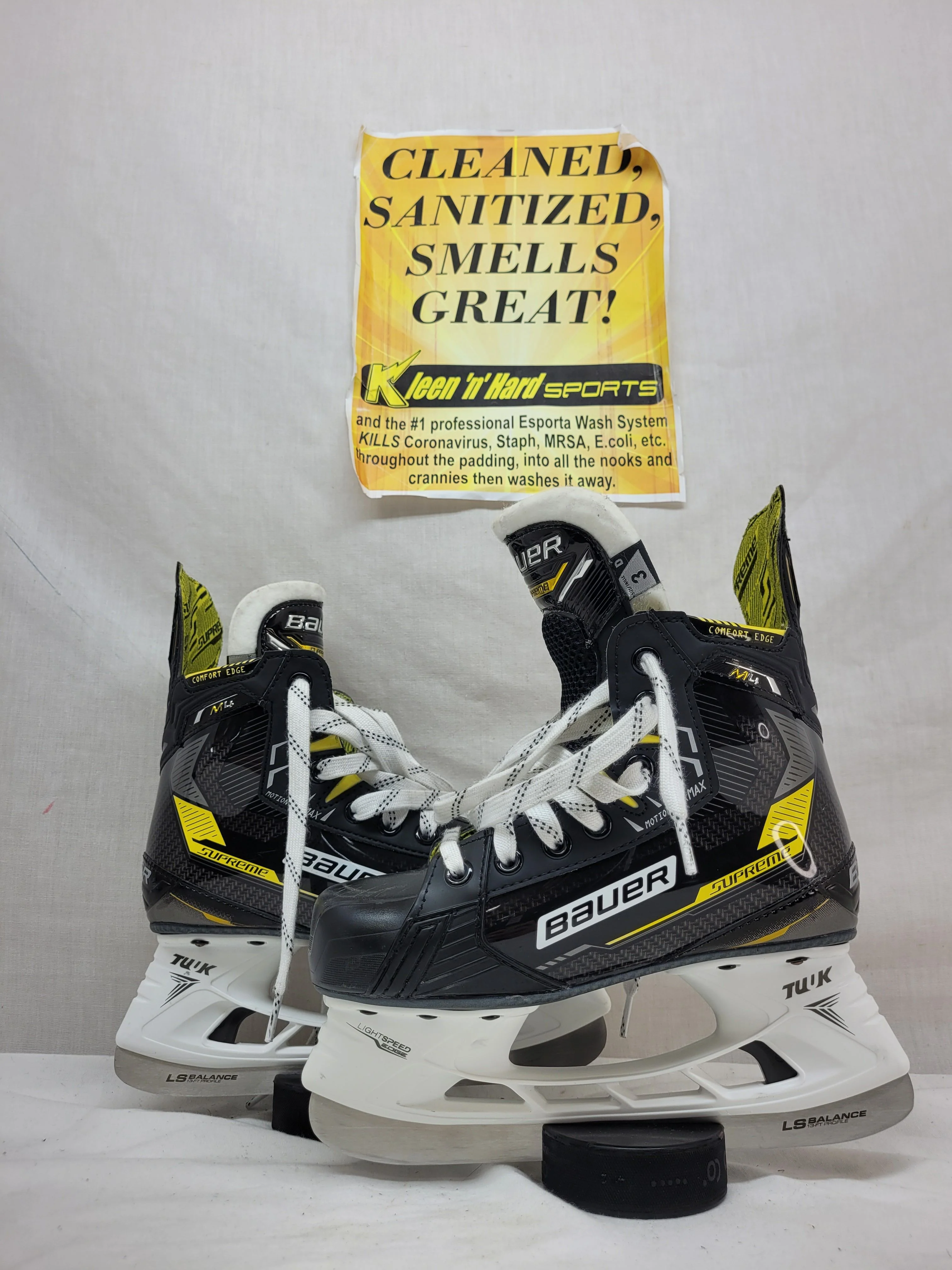 Used Bauer Supreme M4 Size 3 D Ice Hockey Skates - Image 4
