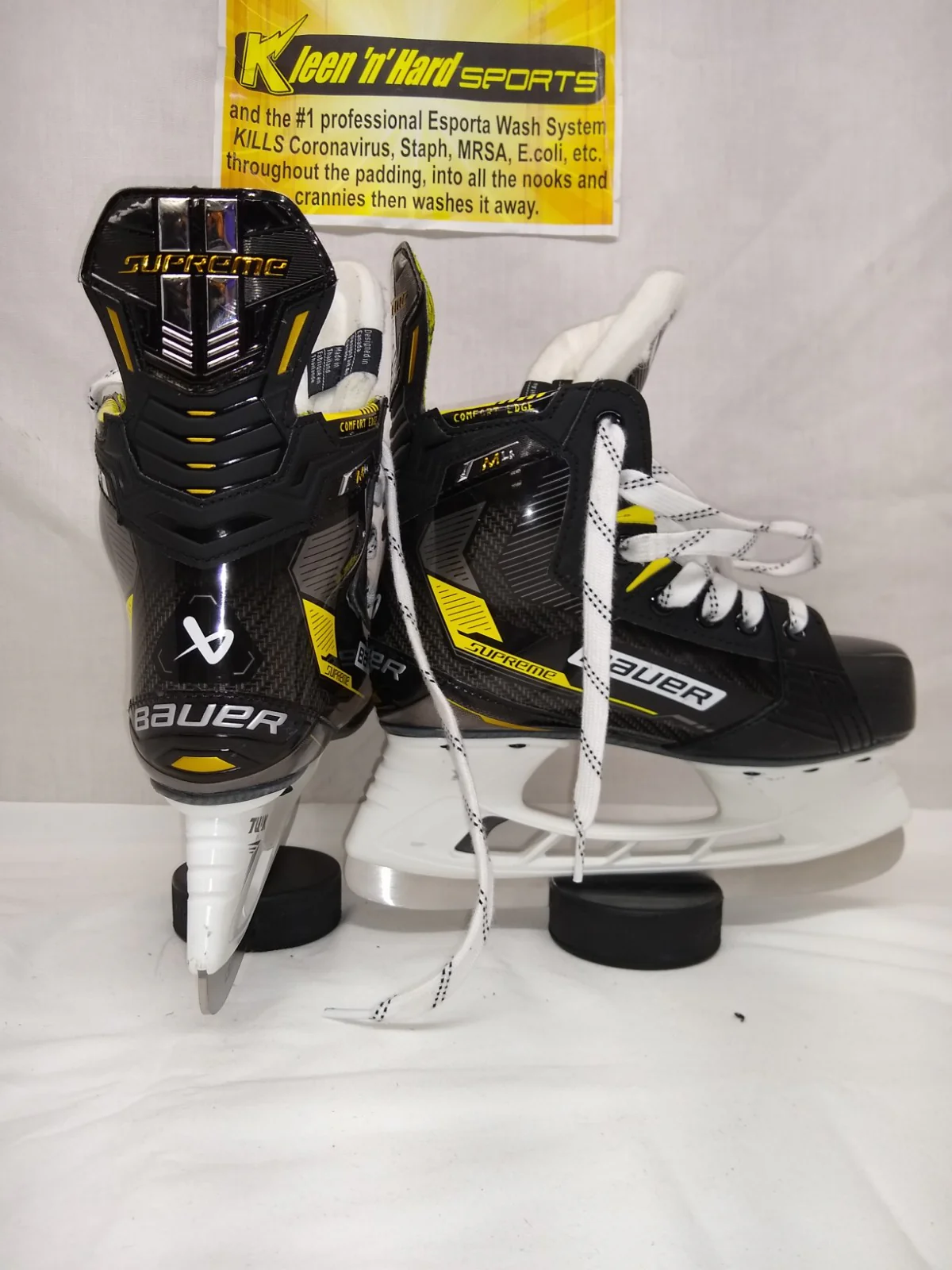 Used Bauer Supreme M4 Size 3 D Ice Hockey Skates - Image 5