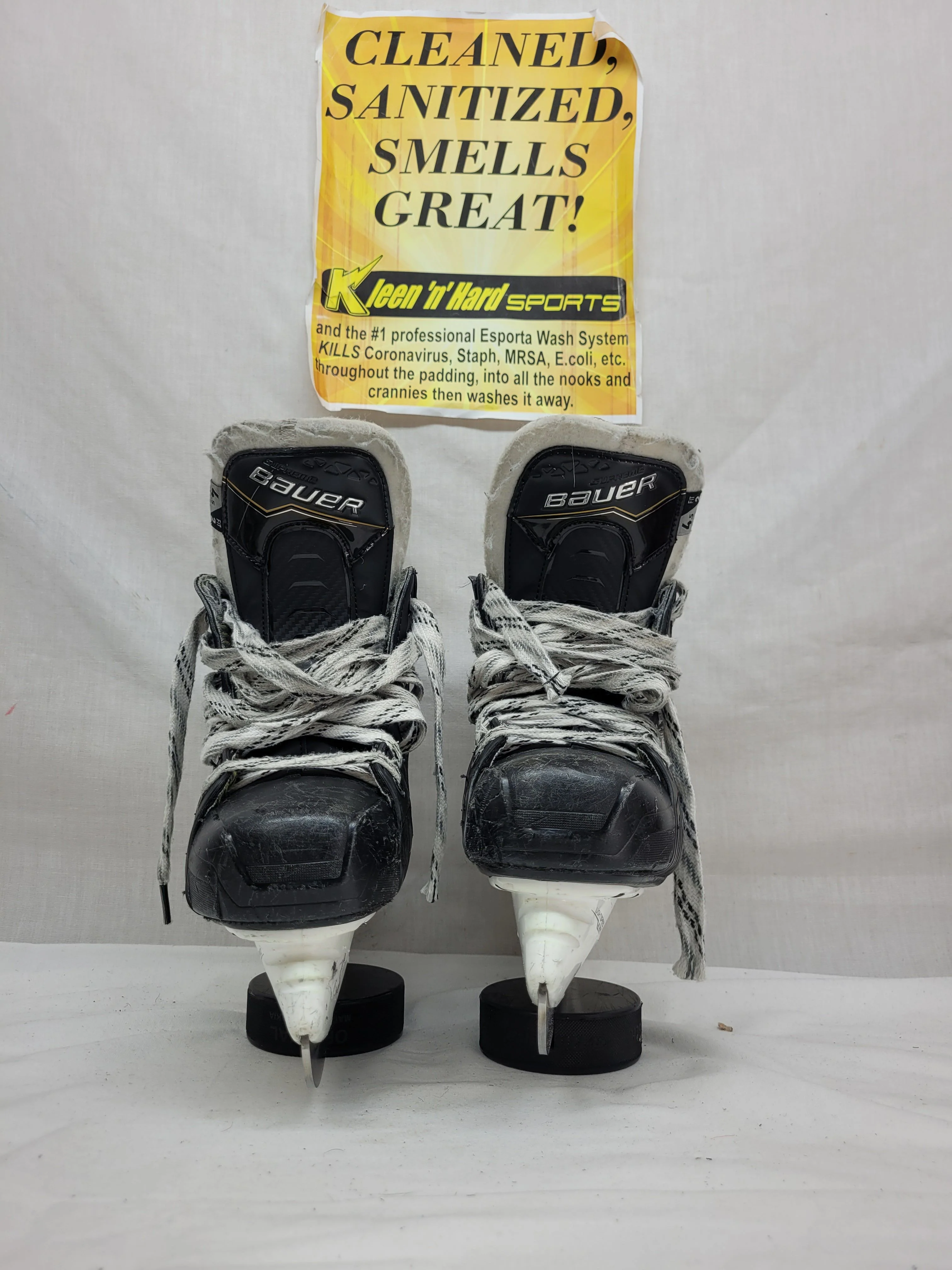 Used Bauer Supreme M40 Size 4.5 FIT 2 = E Ice Hockey Skates - Image 4