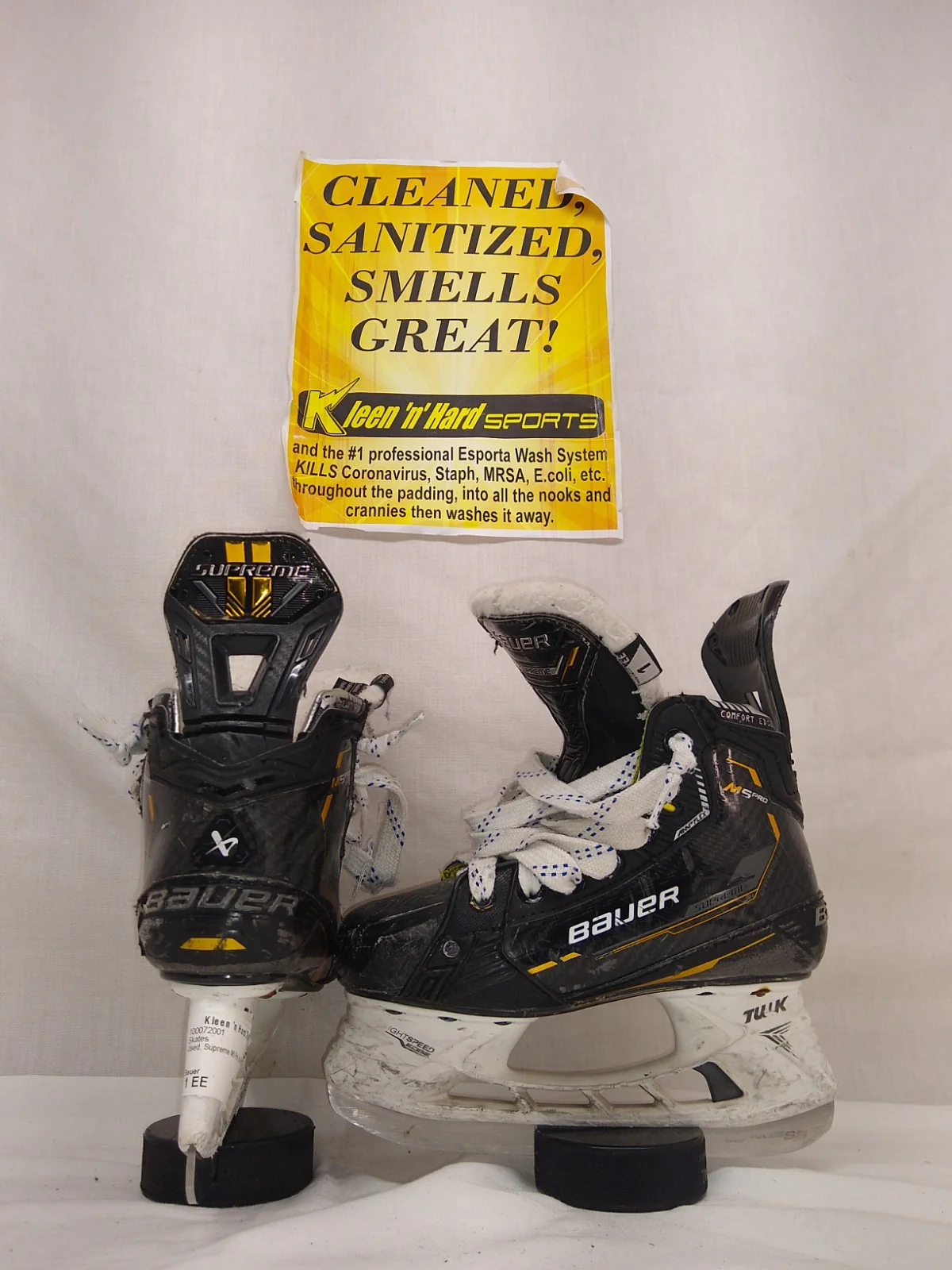 Used Bauer Supreme M5 Pro Size 1 EE Ice Hockey Skates - Image 2