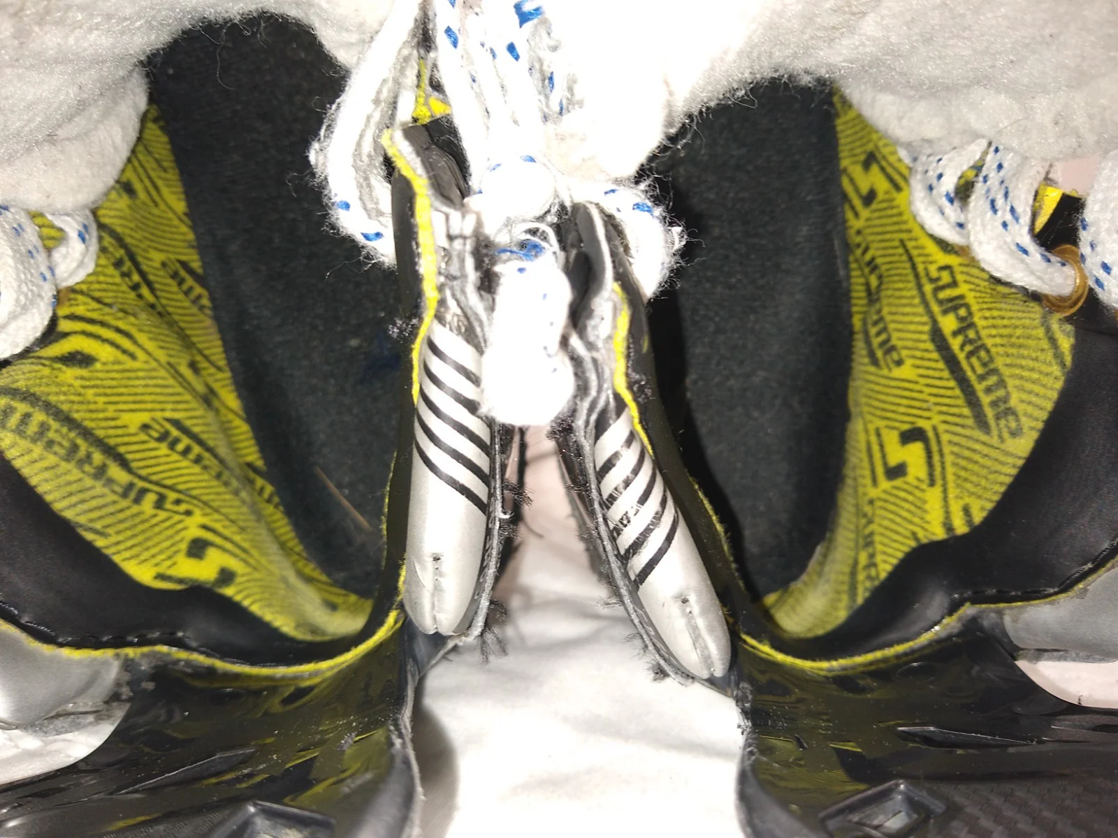 Used Bauer Supreme M5 Pro Size 1 EE Ice Hockey Skates - Image 5