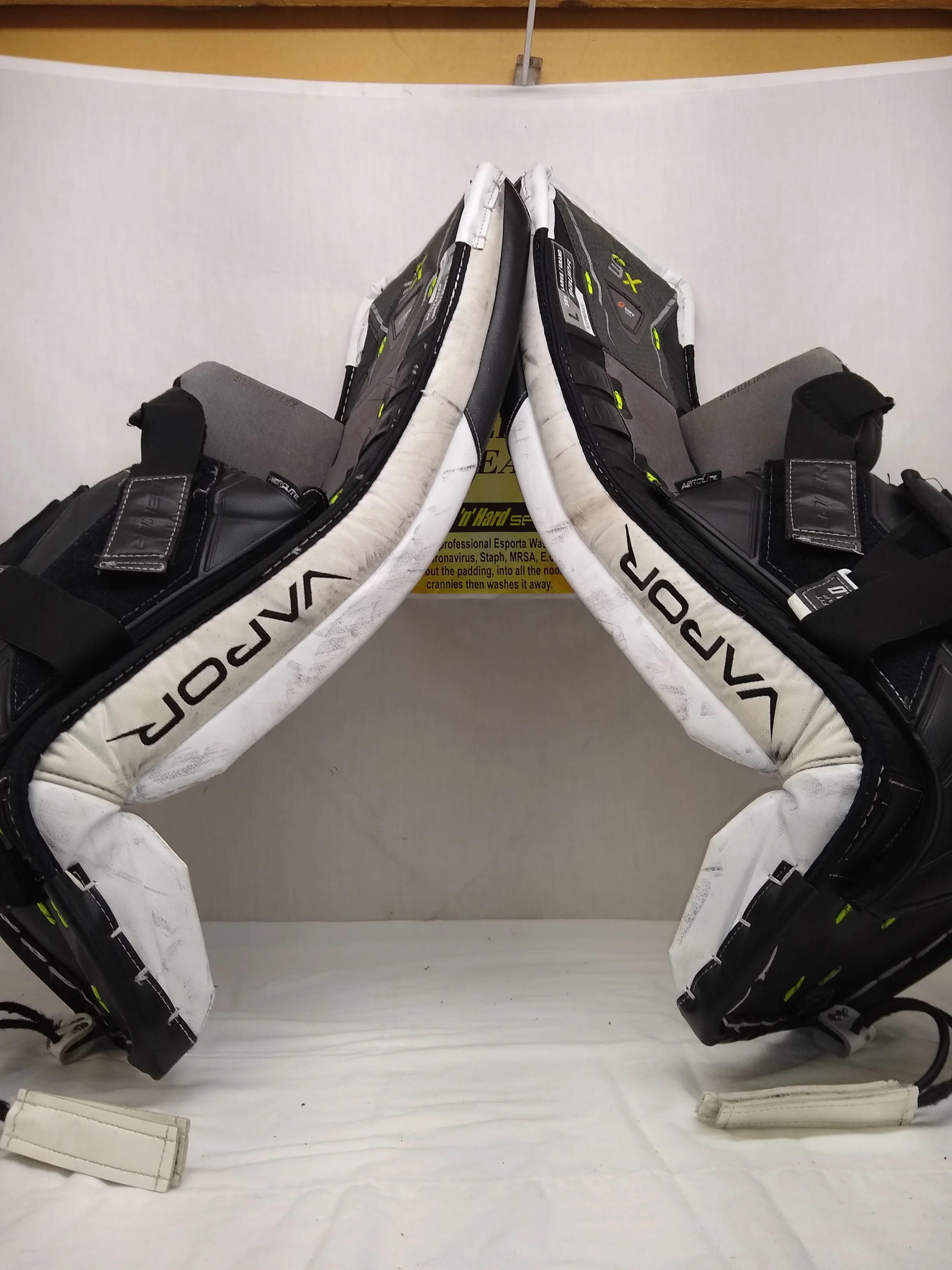 Used Bauer Vapor 3X Size 32" White Black Ice Hockey Goalie Leg Pads - Image 3