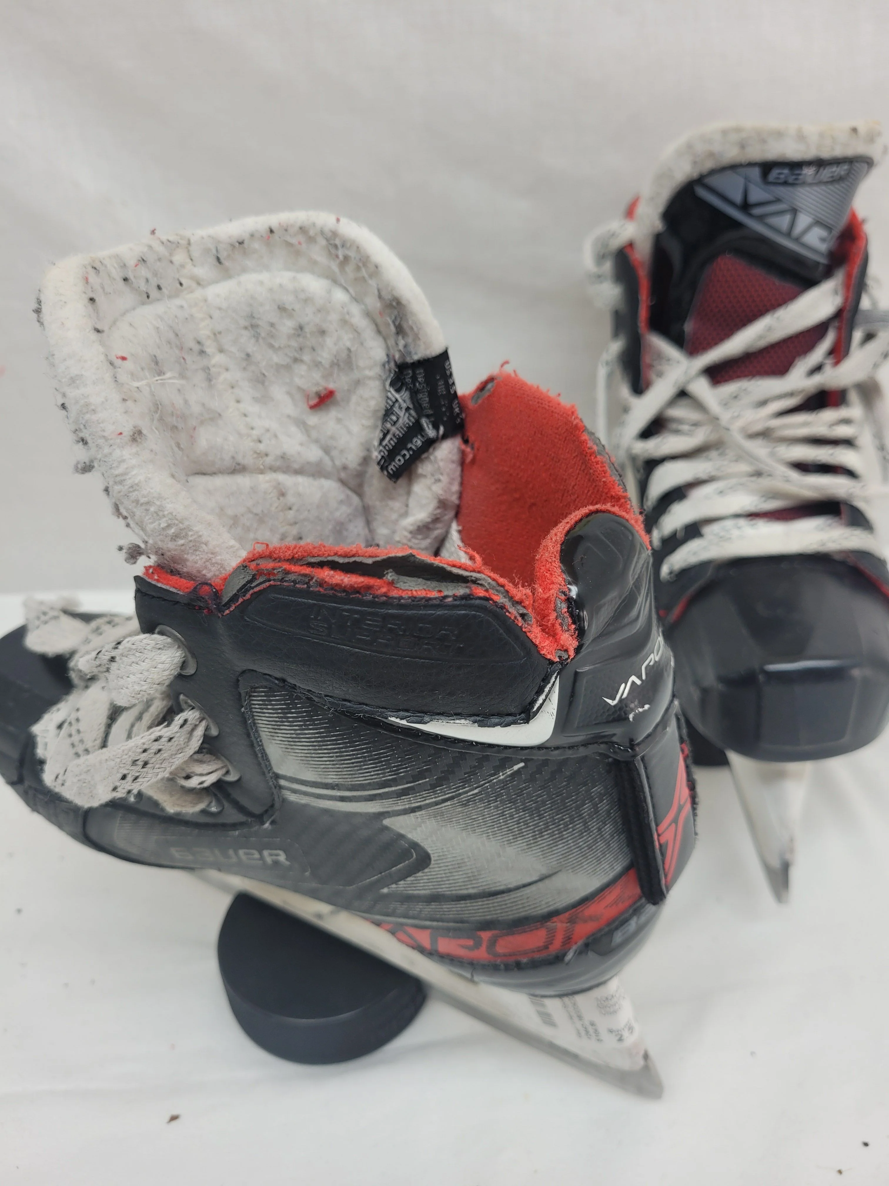 Used Bauer Vapor X2.7 Size 2.5 D Hockey Goalie Goalie Skates - Image 6