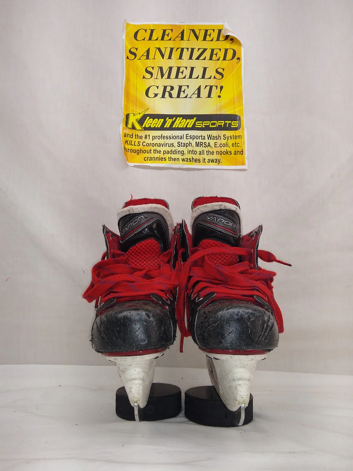 Used Bauer Vapor X500 Size 1 D Ice Hockey Skates - Image 7
