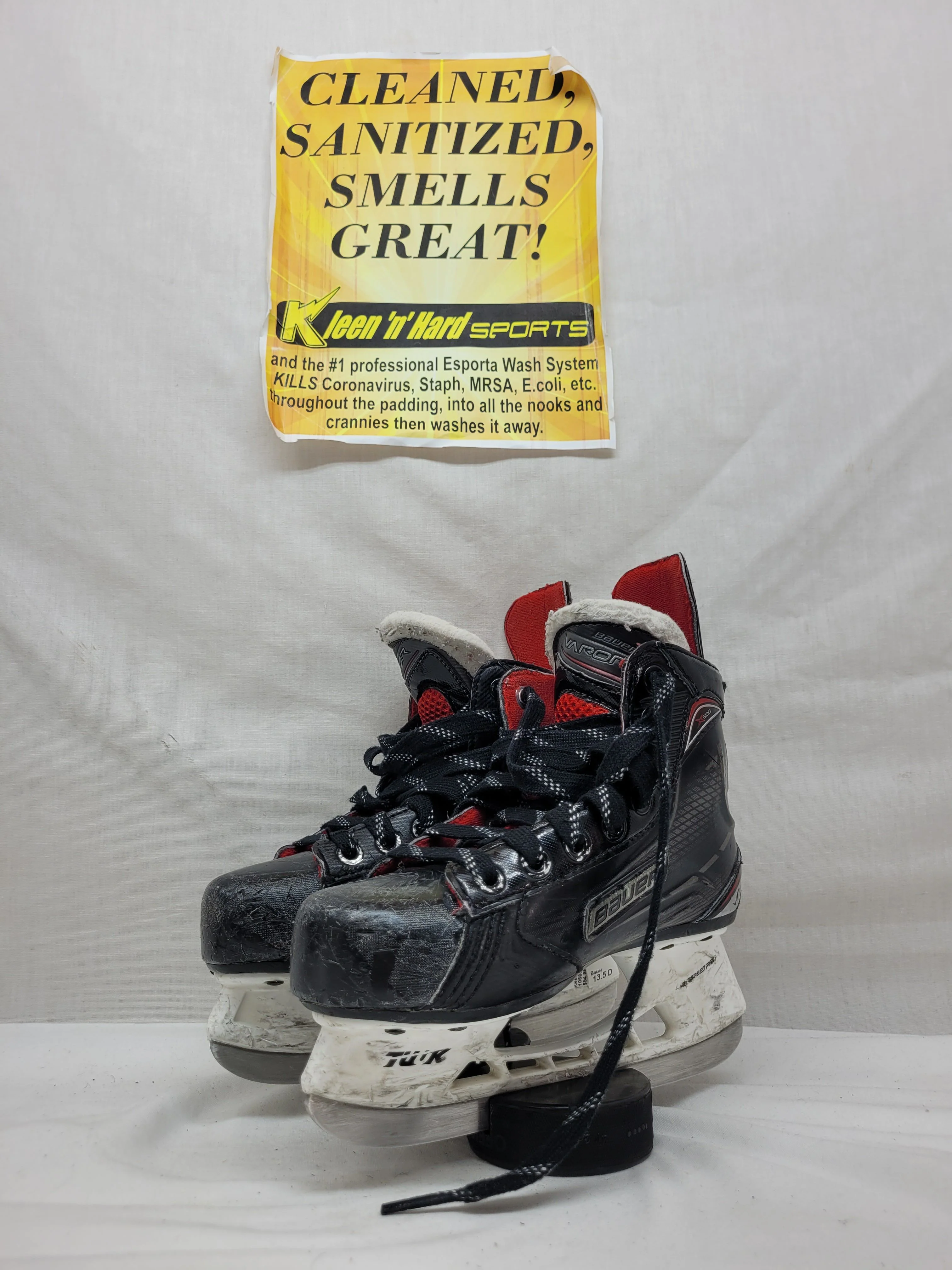 Used Bauer Vapor X500 Size 13.5 D Ice Hockey Skates - Image 2