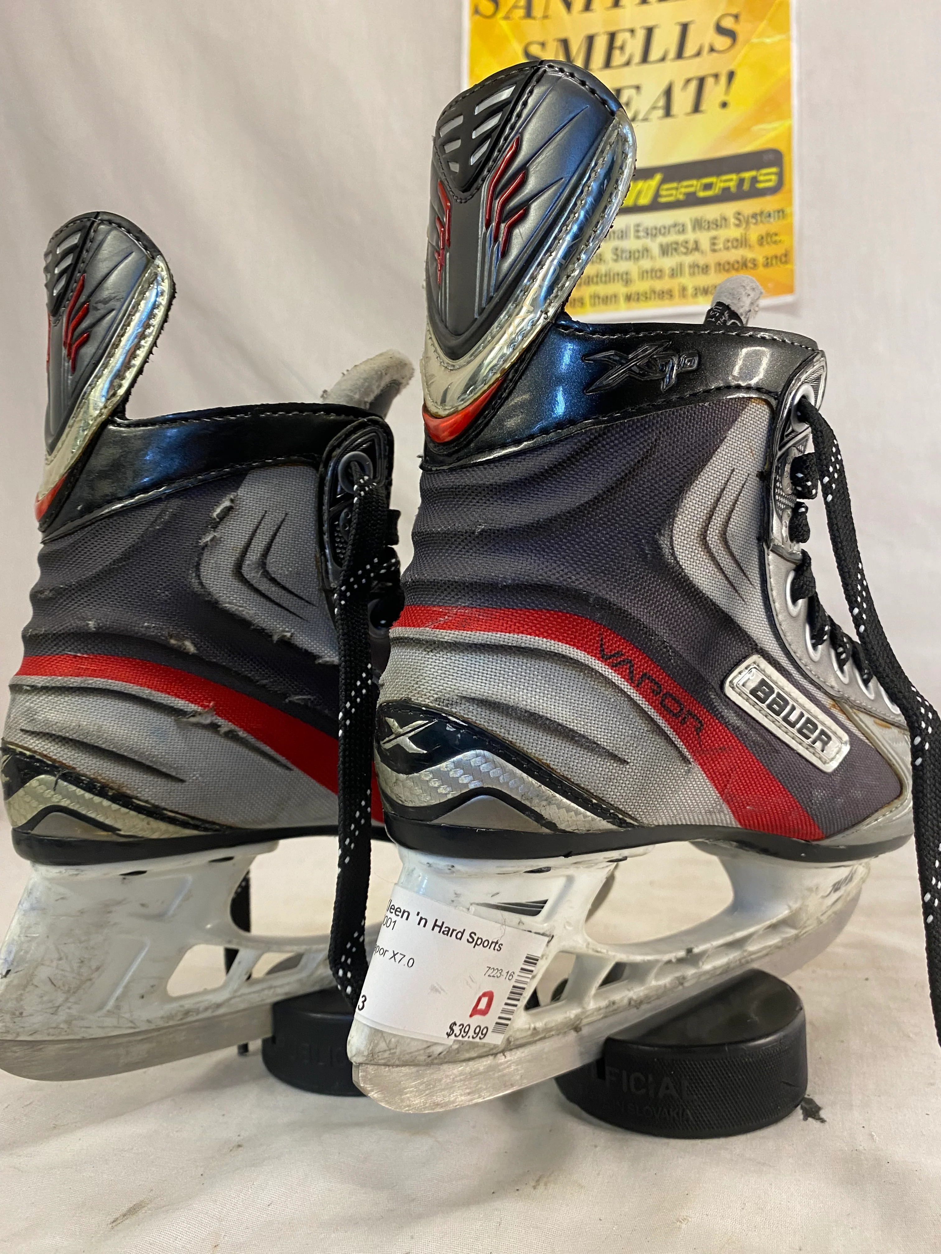 Used Bauer Vapor X7.0 Ice Hockey Size Yth 13 D Skates - Image 3