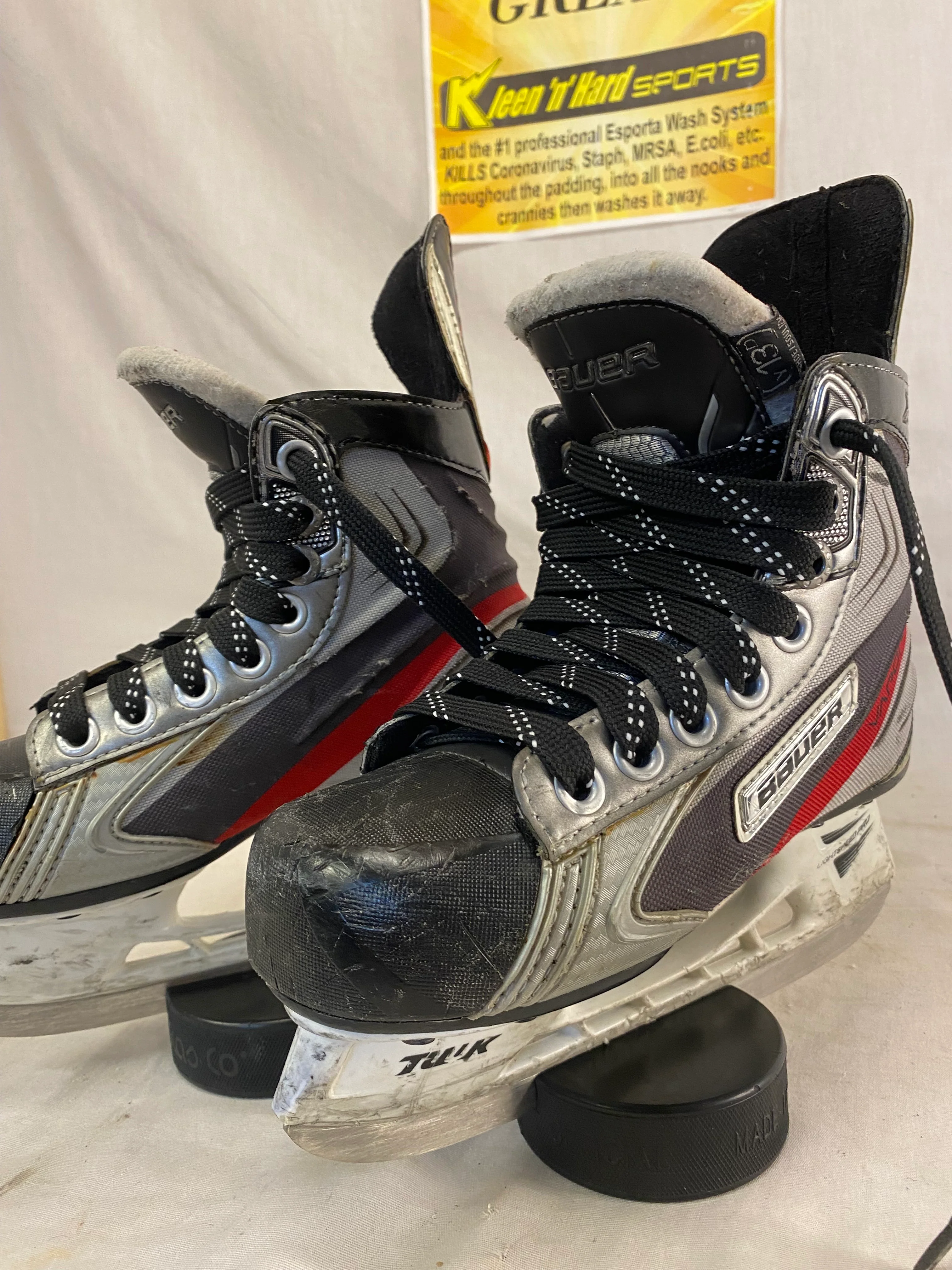 Used Bauer Vapor X7.0 Ice Hockey Size Yth 13 D Skates - Image 7