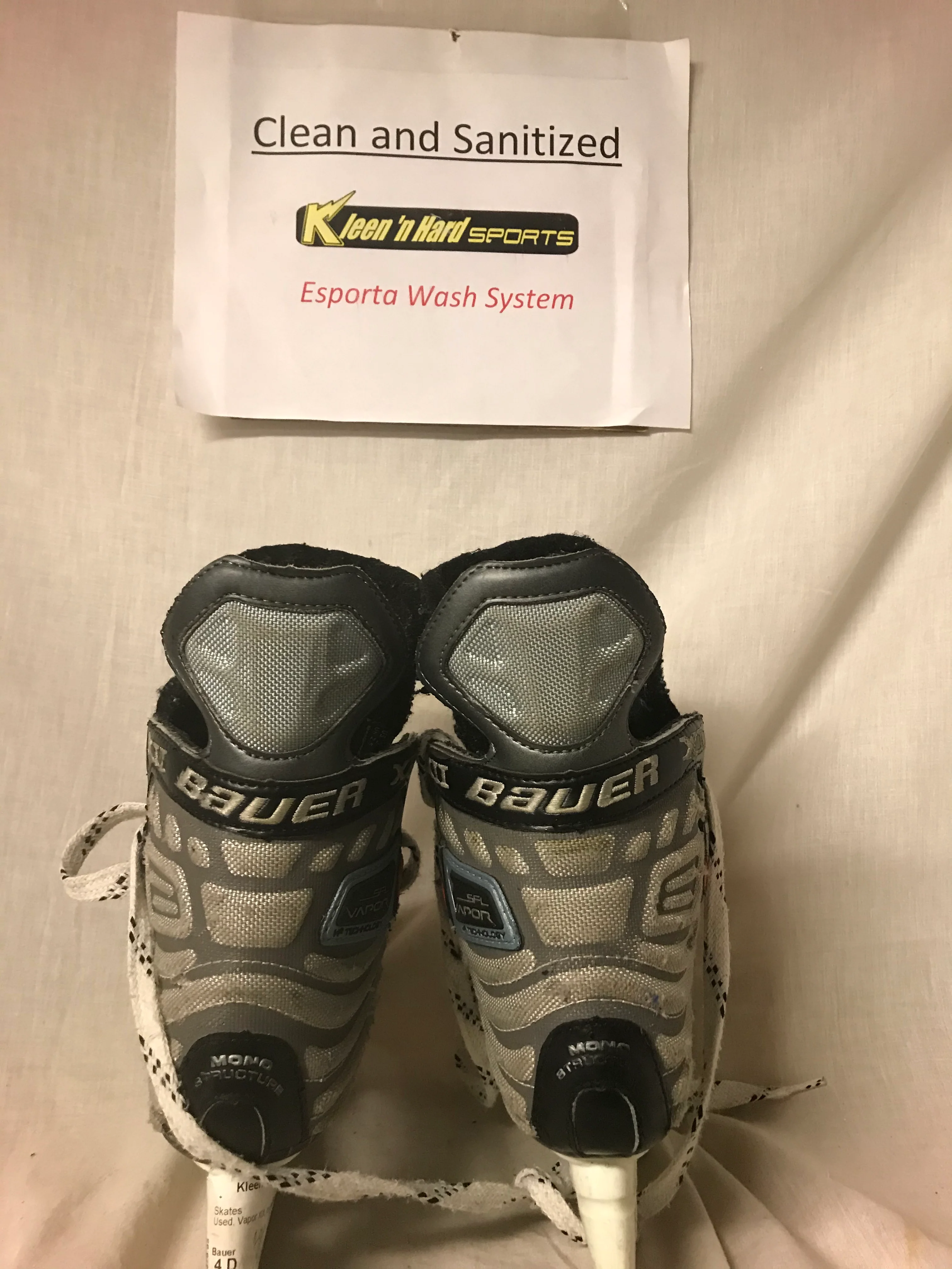 Used Bauer Vapor XIX Size 4 D Ice Hockey Skates - Image 4