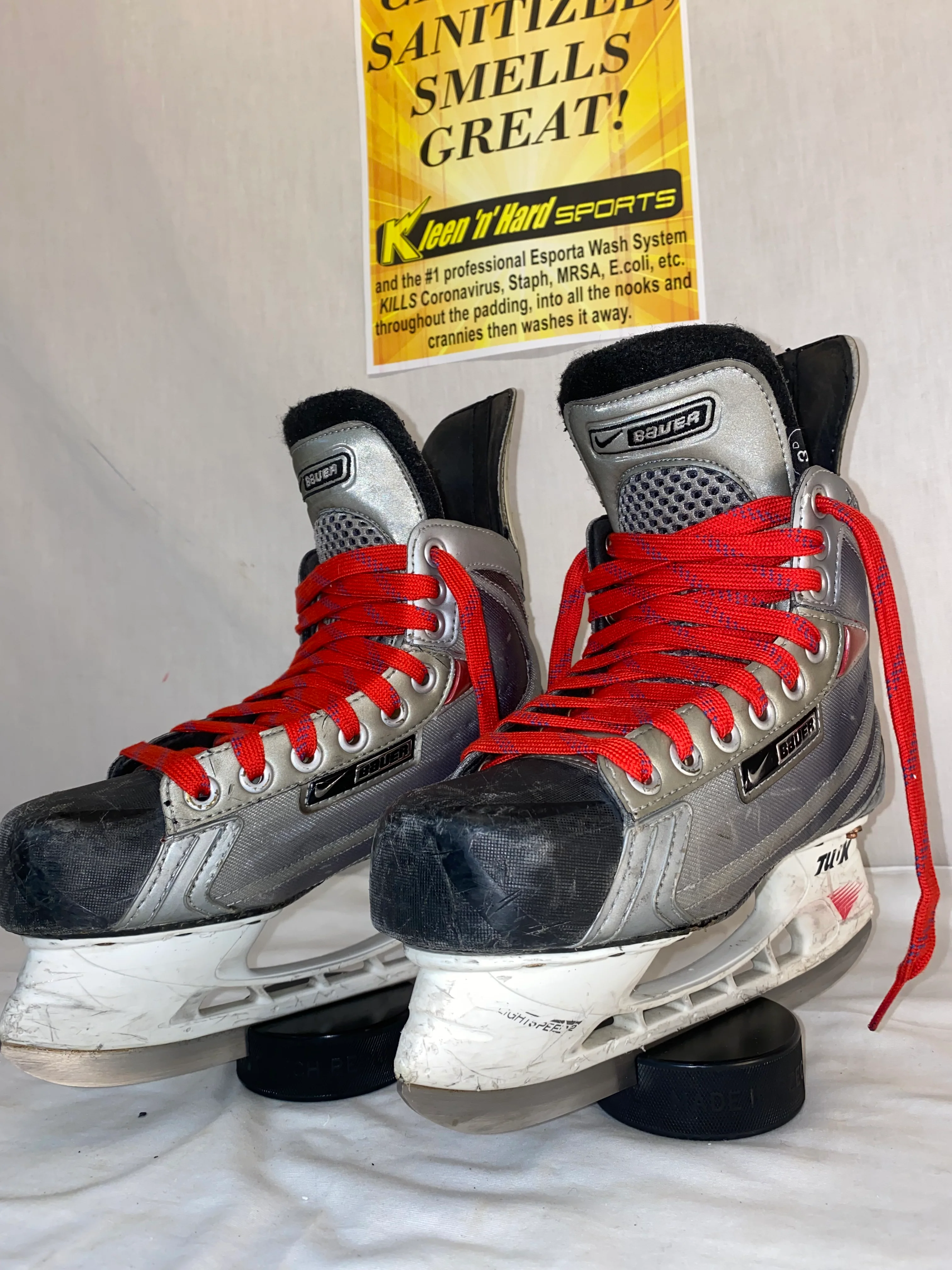 Used Nike Bauer Vapor XXXX Size 3 D Ice Hockey Skates - Image 3