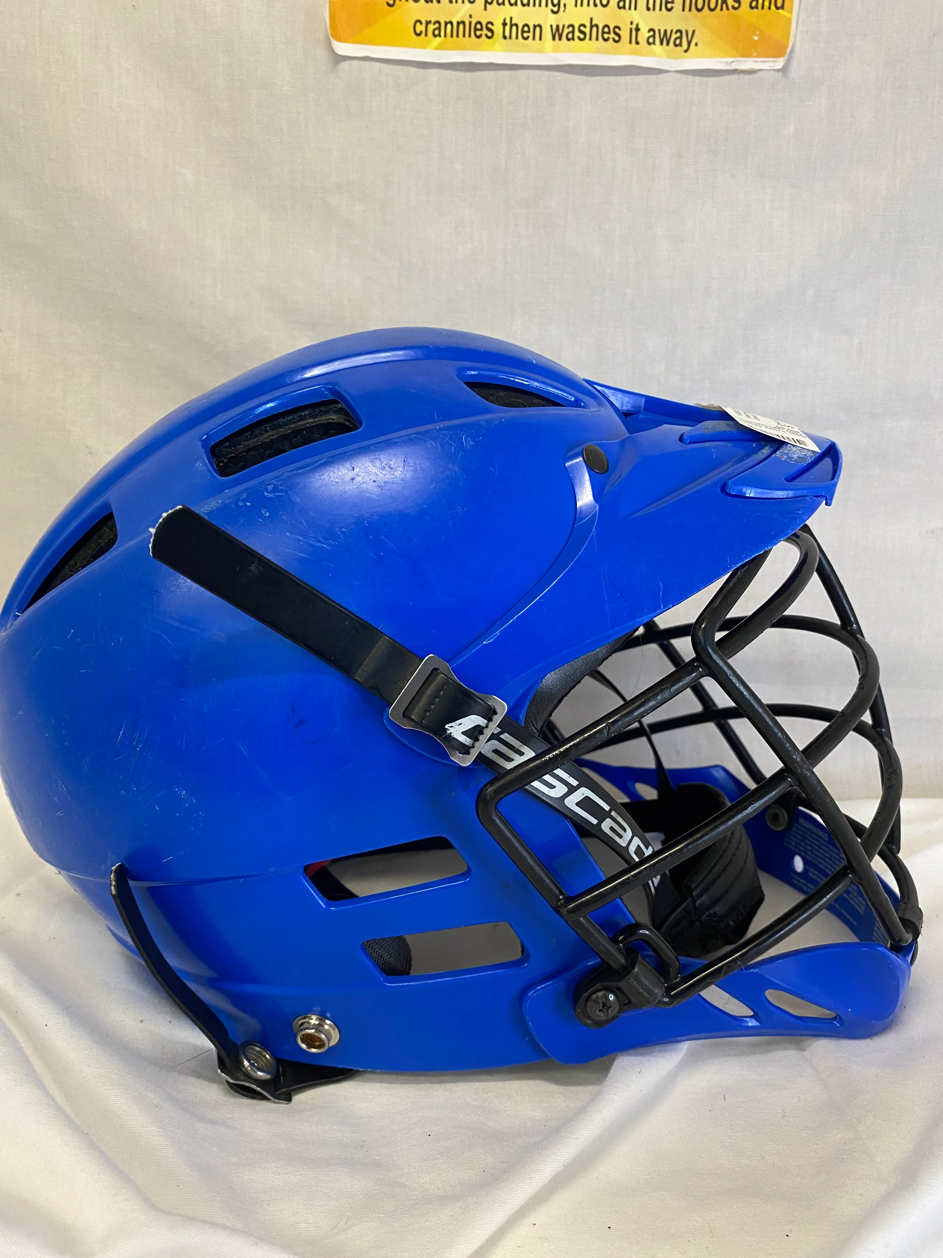 Used Cascade Size S Royal Blue Lacrosse Mens Helmet - Image 4