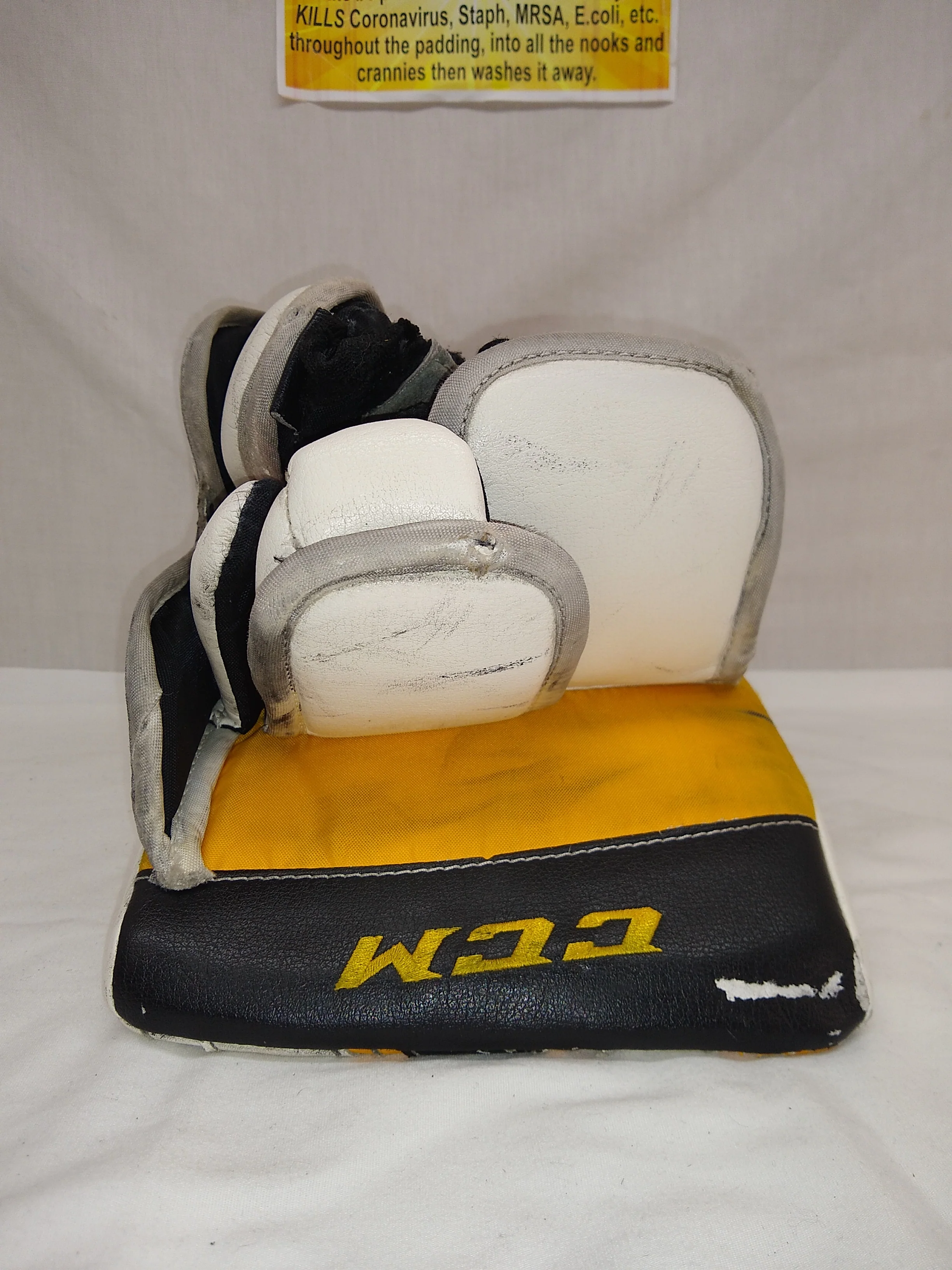 Used CCM 3Xtreme Flex Pro Size Sr Reg (Rt Hand) Yellow Hockey Goalie Blocker - Image 3