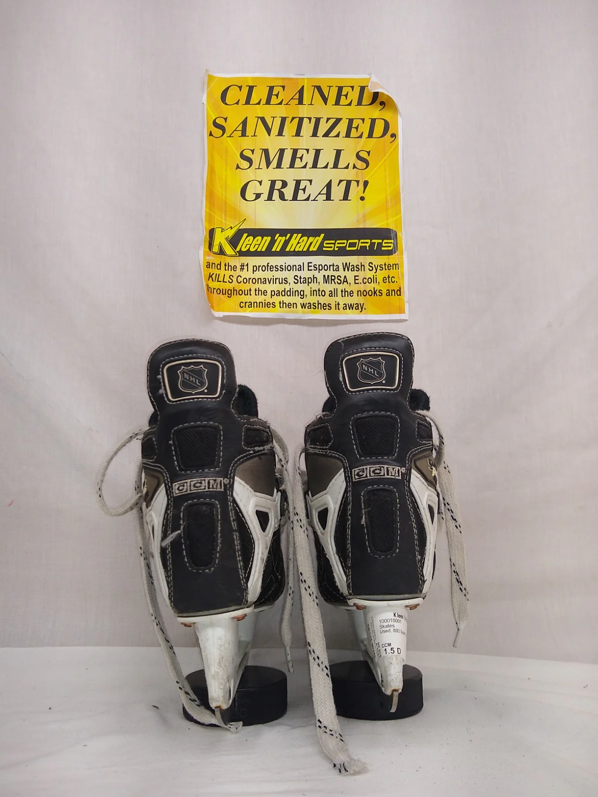 Used CCM 892 Super Tacks Size 1.5 D Ice Hockey Skates - Image 3