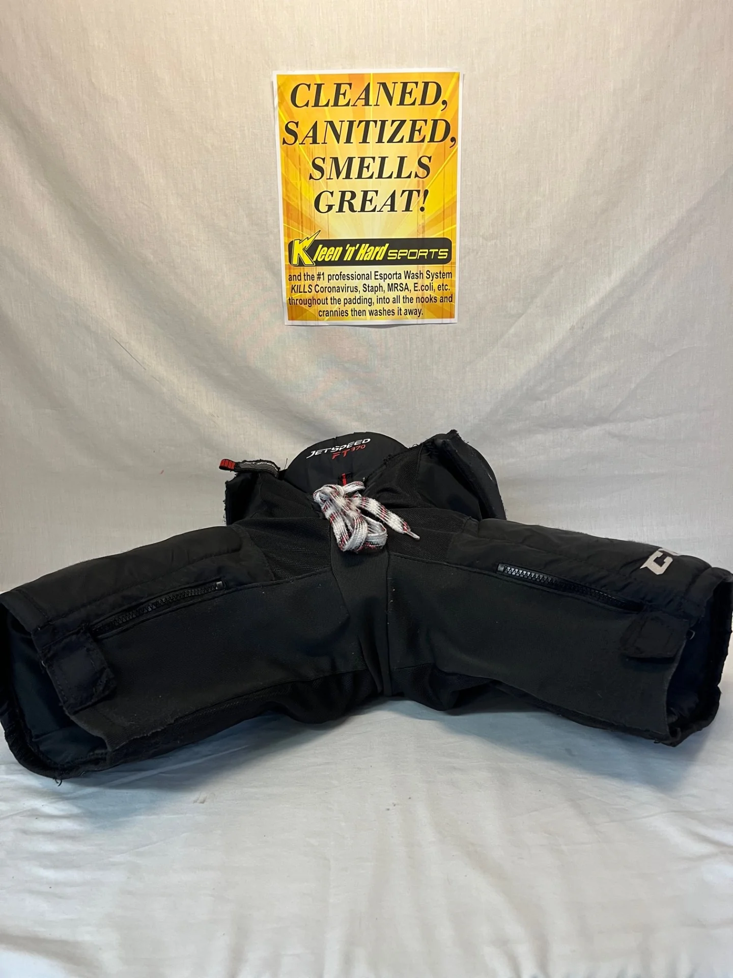 Used CCM FT 370 Size Jr L Black/Red Hockey Pants - Image 4