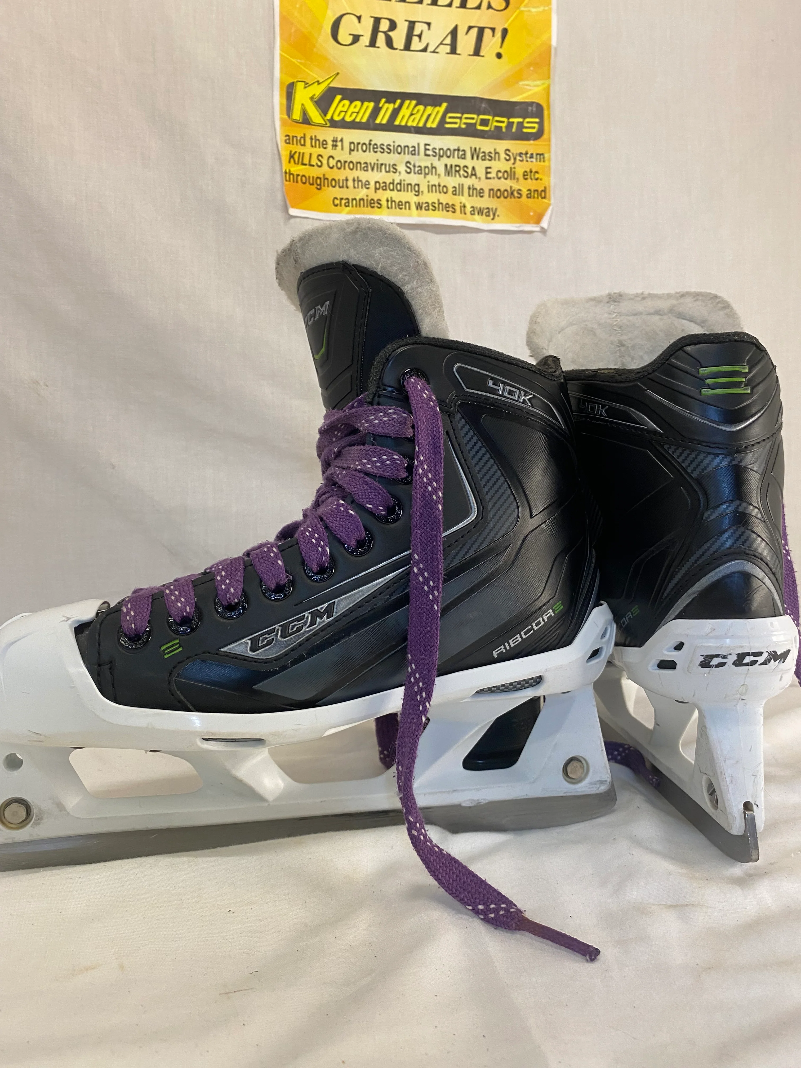 Used CCM RibCor 40K Size 4 D Hockey Goalie Skates - Image 6