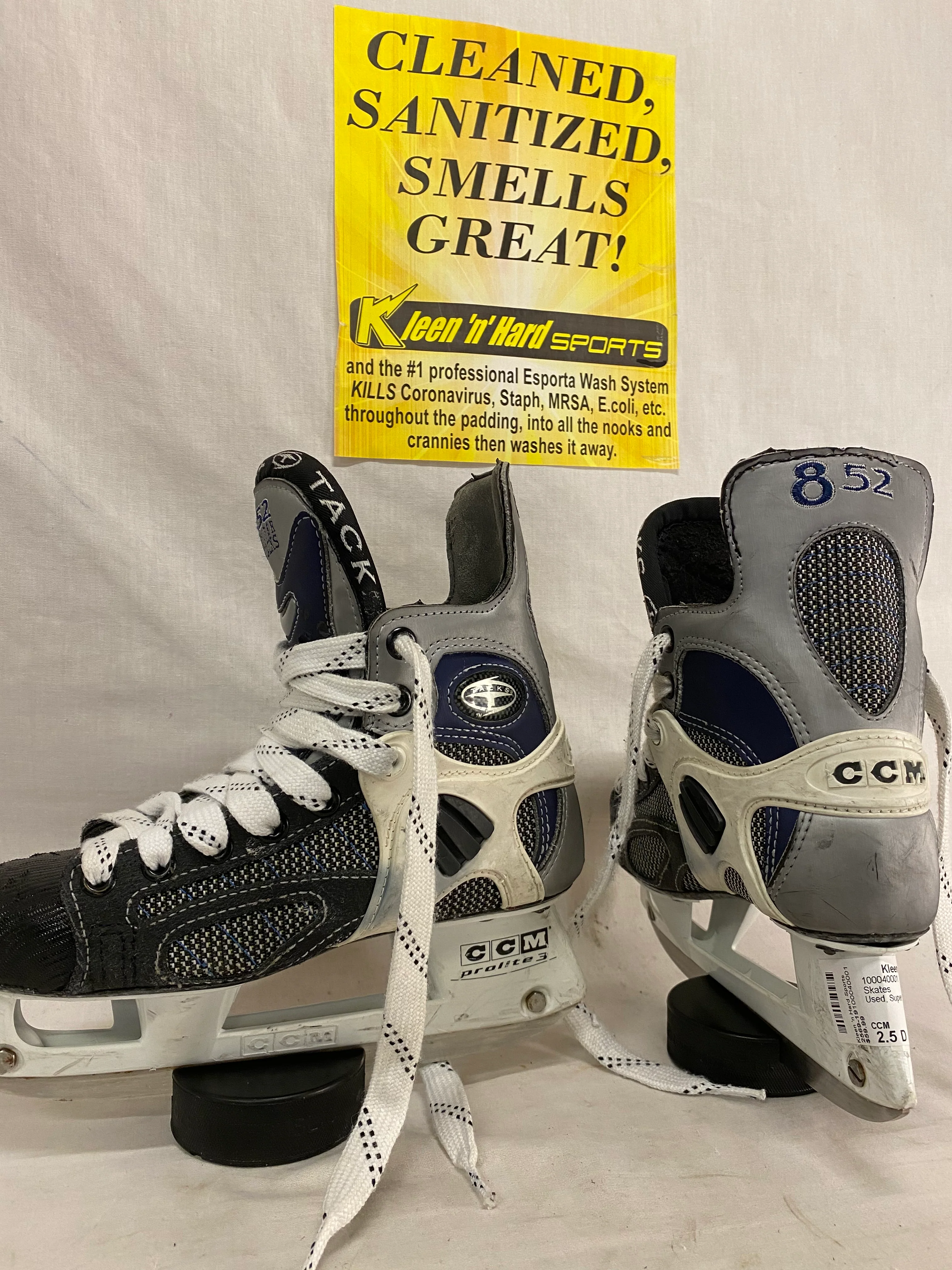 Used CCM Super Tacks 852 Size 2.5 D Ice Hockey Skates - Image 6