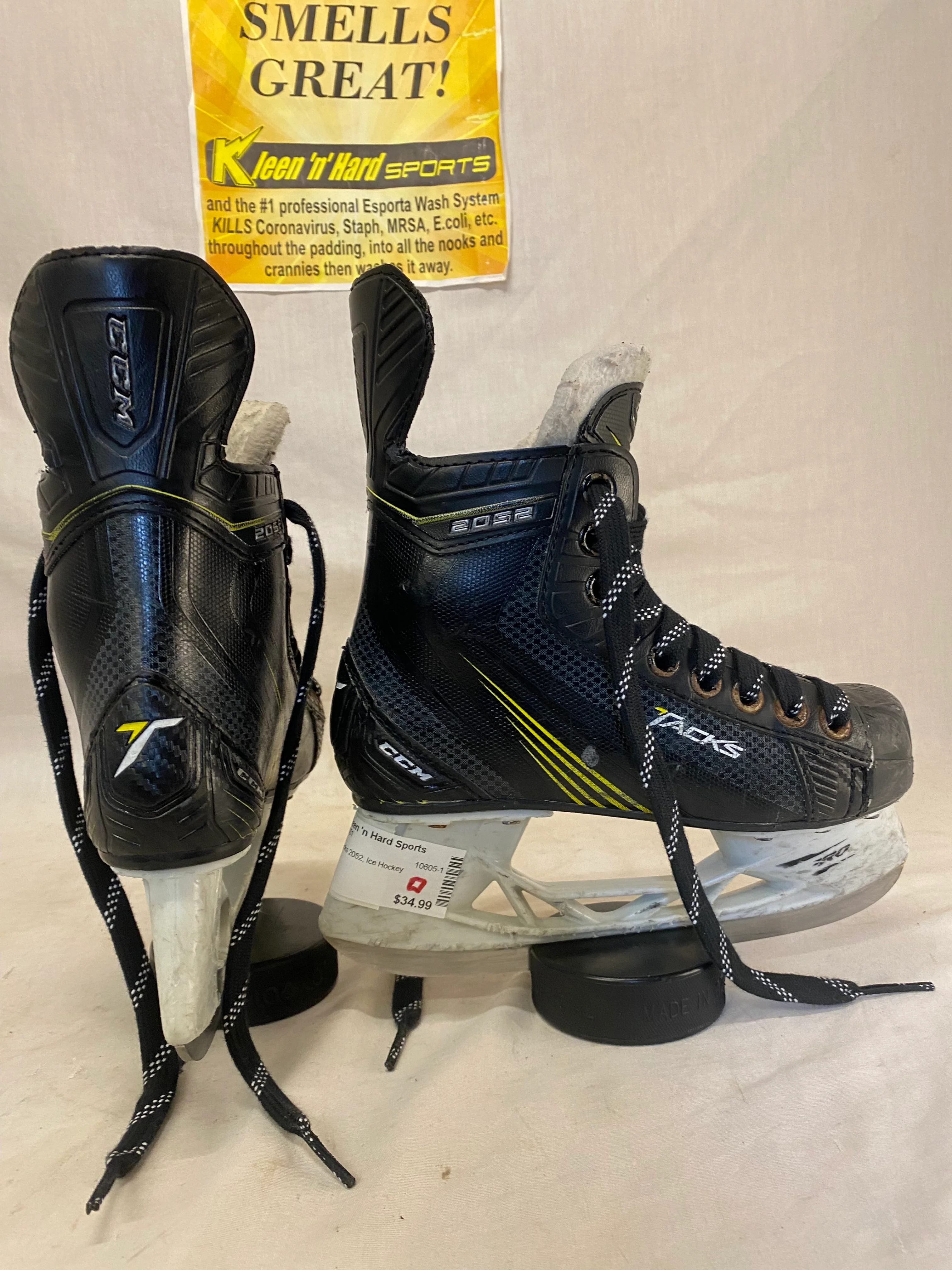 Used CCM Tacks 2052 Size 1 D Ice Hockey Skates - Image 5
