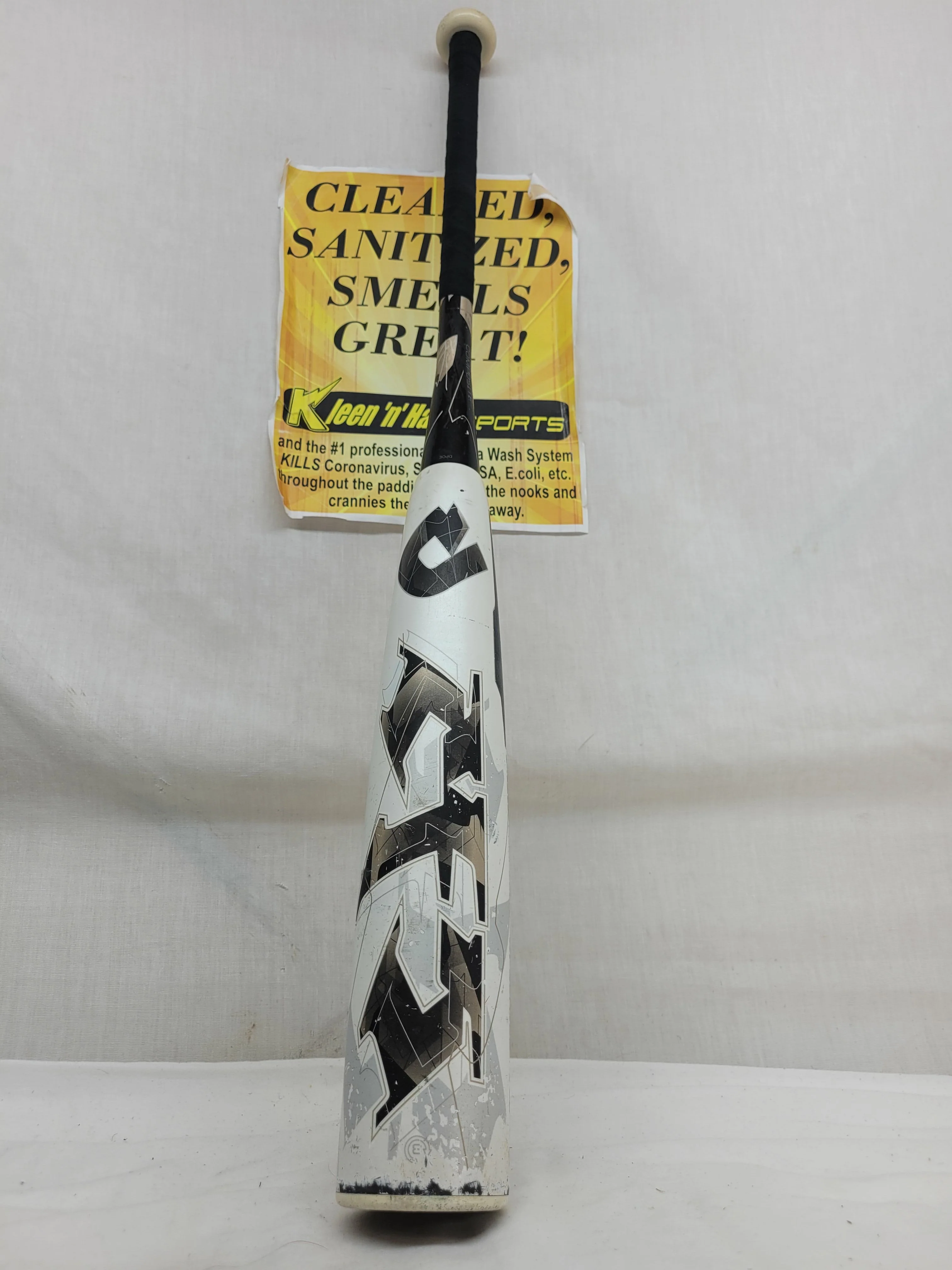Used DeMarini CF5 Bat Length-Wgt 30" - 20 oz. (-10) Comp. USSSA Gold Bat - Image 2