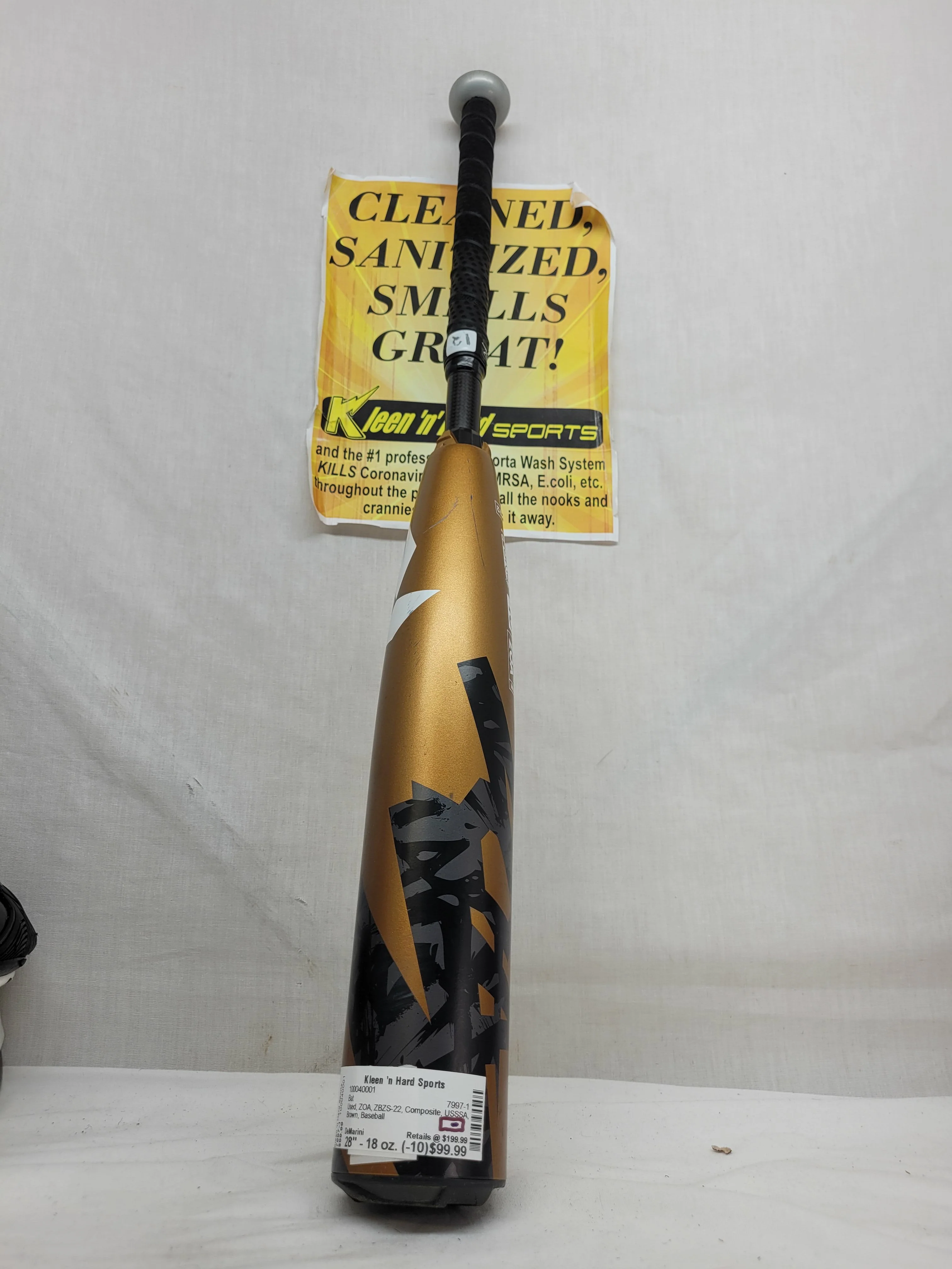 Used DeMarini ZOA ZBZS-22 Bat Length-Wgt 28" - 18 oz. (-10) Composite USSSA Bat