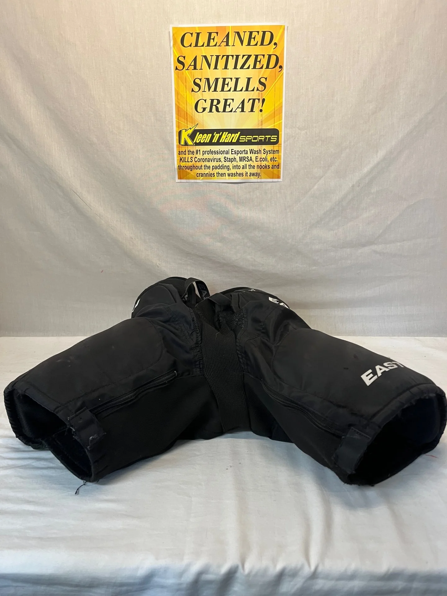 Used Easton M3 Size Jr S Black Ice Hockey Pants - Image 4