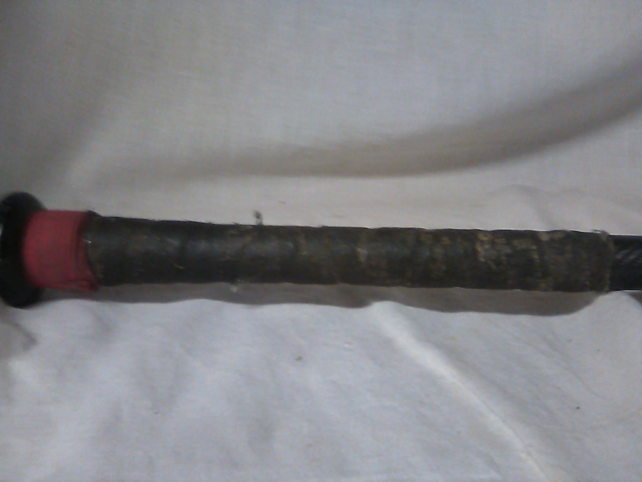 Used Easton Surge BGS2 Bat Length-Wgt 33" - 30 oz. Half + Half BBCOR White Bat - Image 5