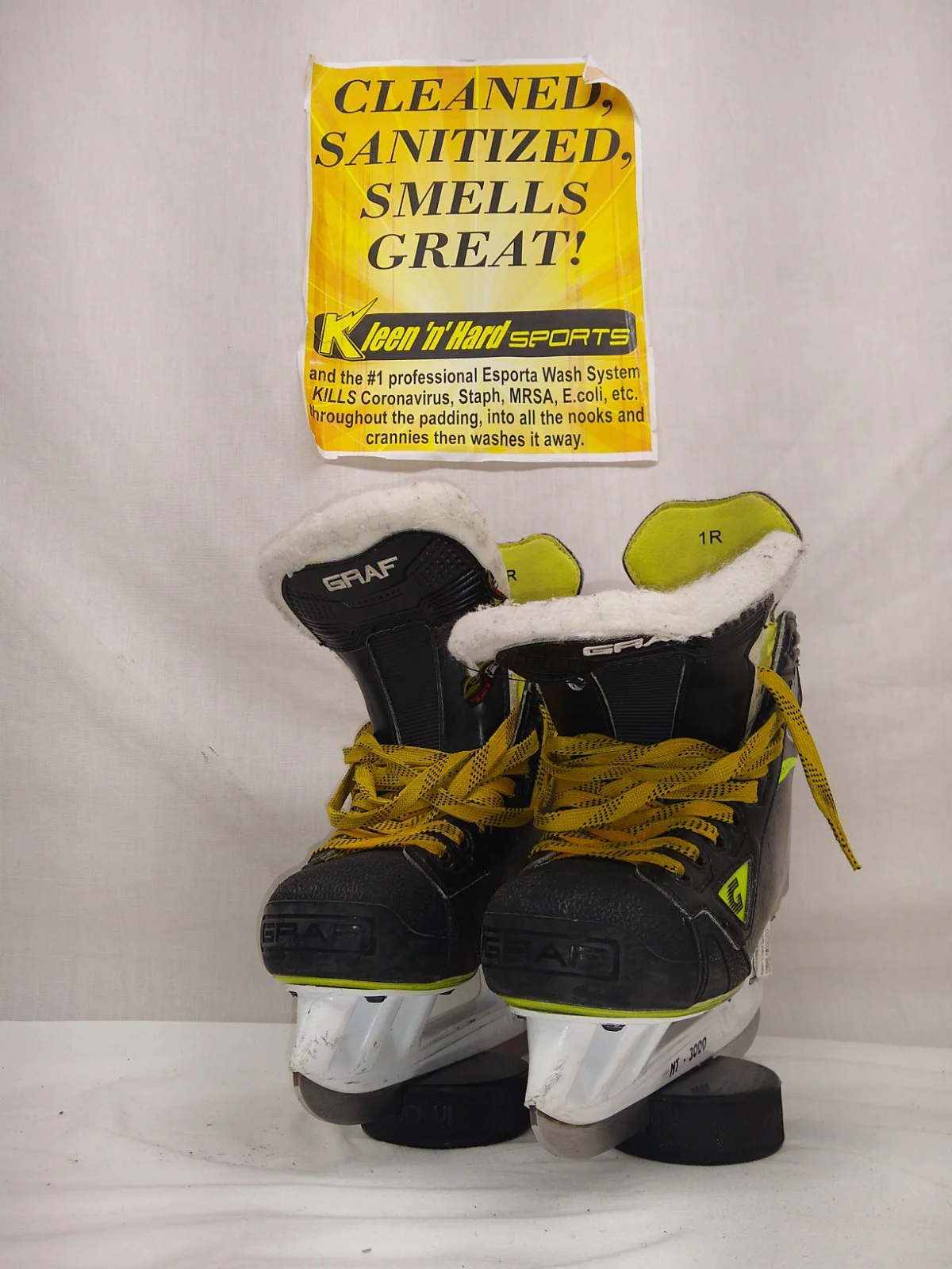 Used Graf Supra G7035 Size 1 R Ice Hockey Skates - Image 4
