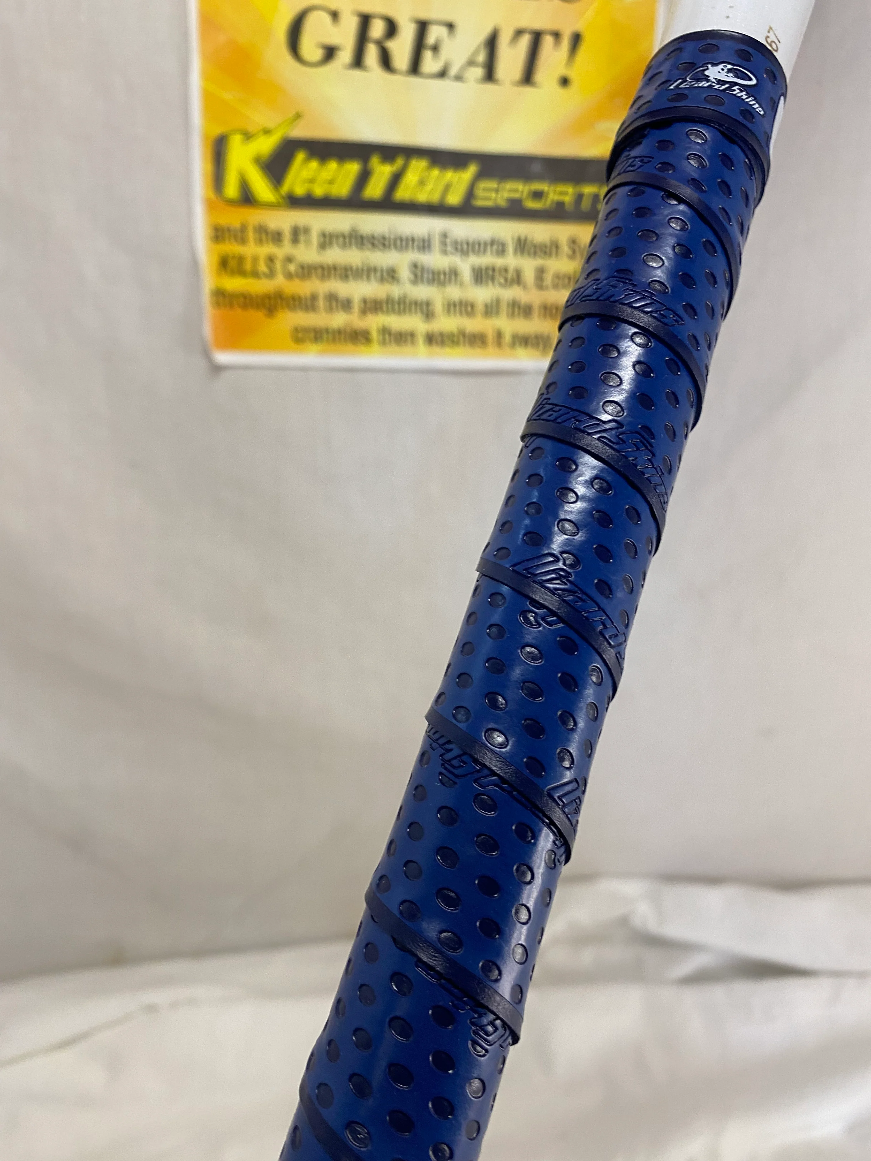 Used Rawlings Velo BB8V3 White L - W 33" - 30 oz. (-3) Hybrid BBCOR Baseball Bat - Image 6