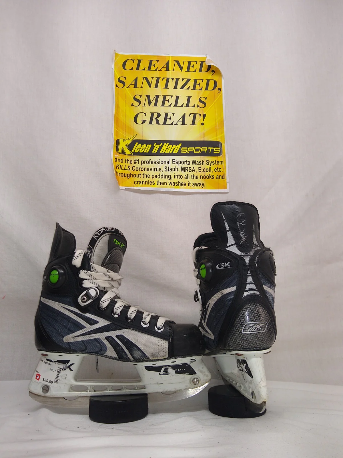 Used RBK 5K Size 1.5 D Hockey Skates - Image 7