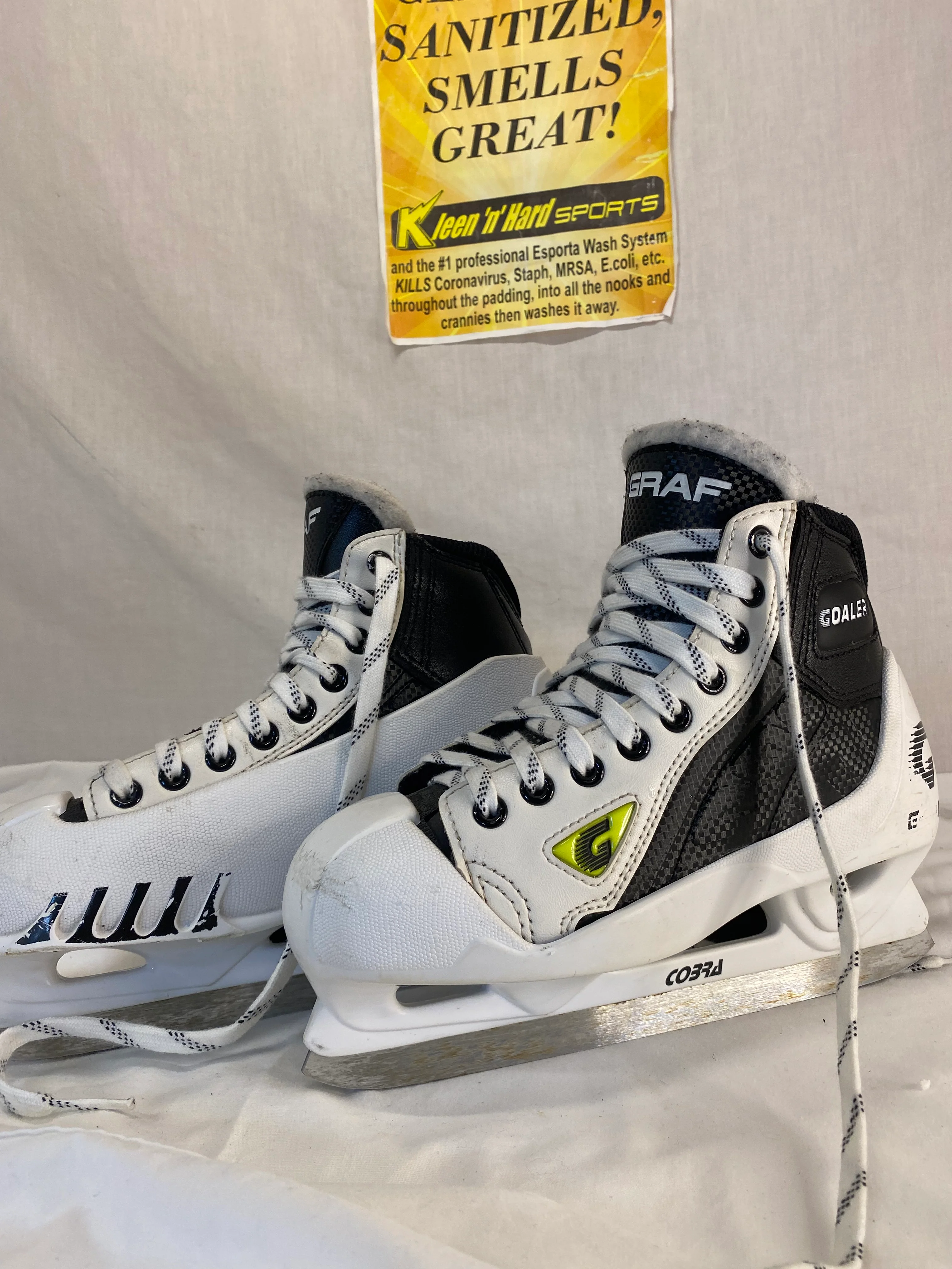 Used Graf Goaler Size 5 D Ice Hockey Goalie Skates - Image 3