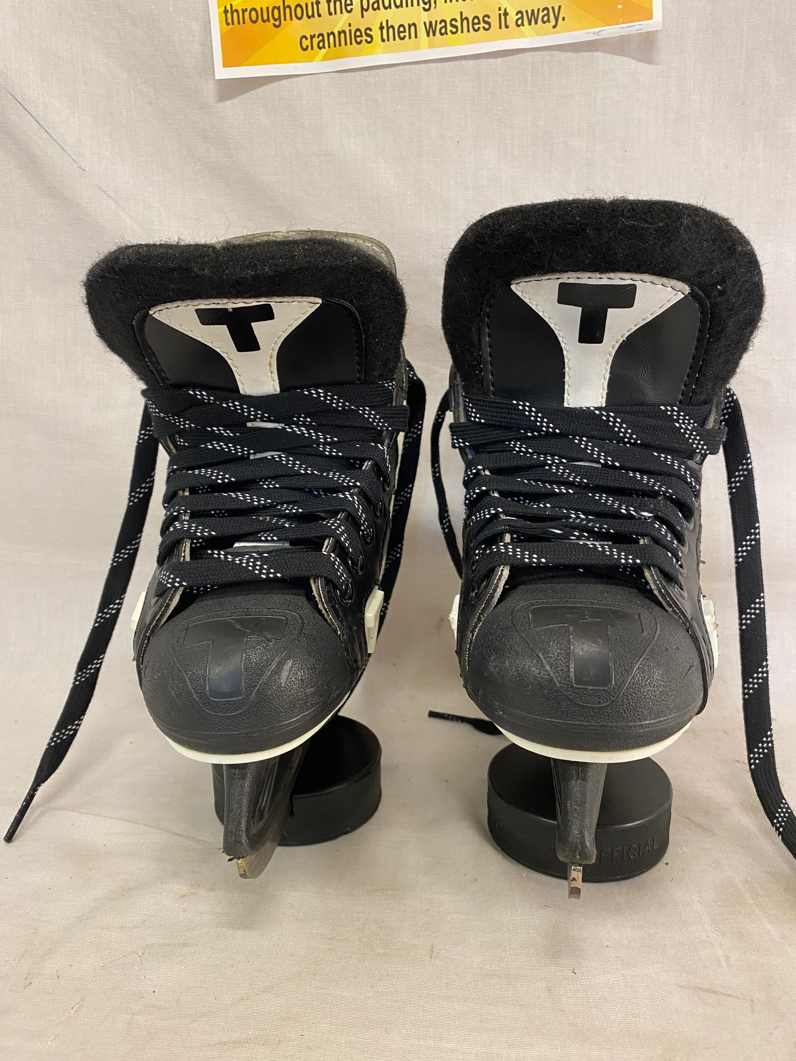 Used Tour TR 2000 Ice Hockey Size Yth 10 Skates - Image 8