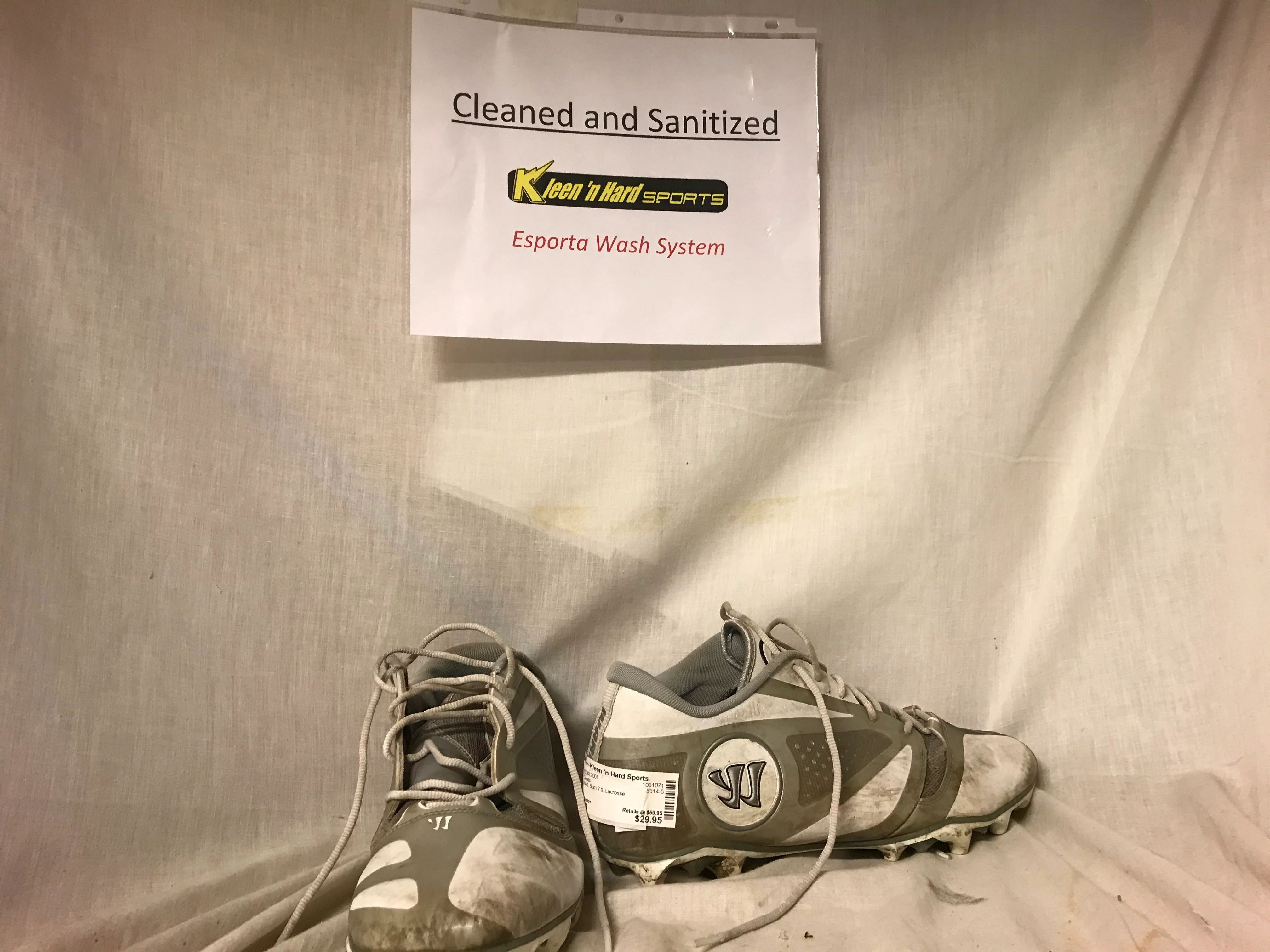 Used Warrior Burn 7.0 Size 13 Lacrosse Cleats - Image 3