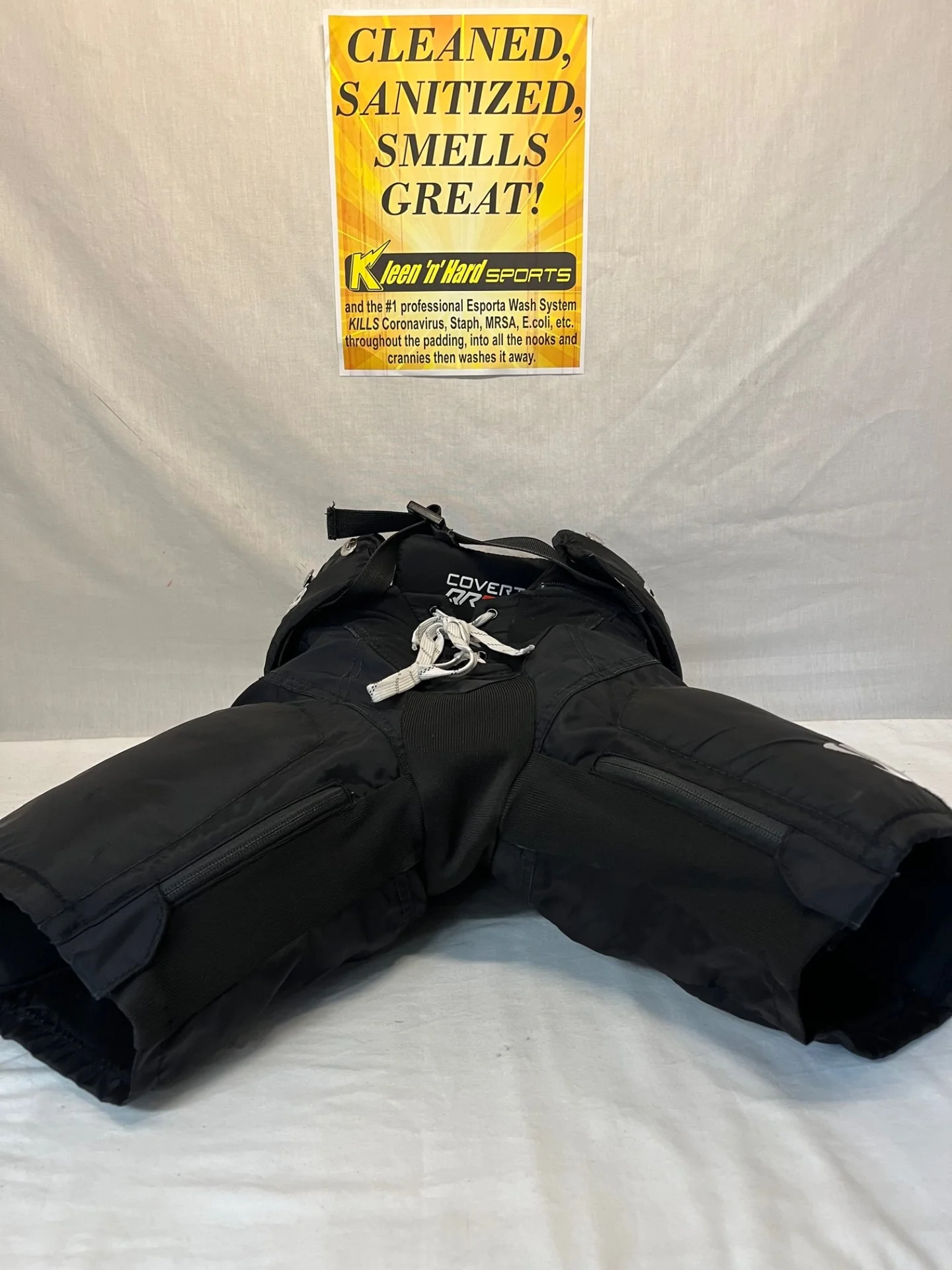 Used Warrior Covert QRE Pro Size Jr S Reg Black Ice Hockey Pants - Image 4